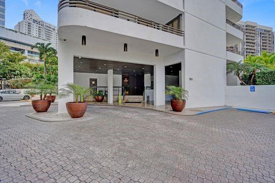 151 SE 15th Rd #502, Miami FL 33129