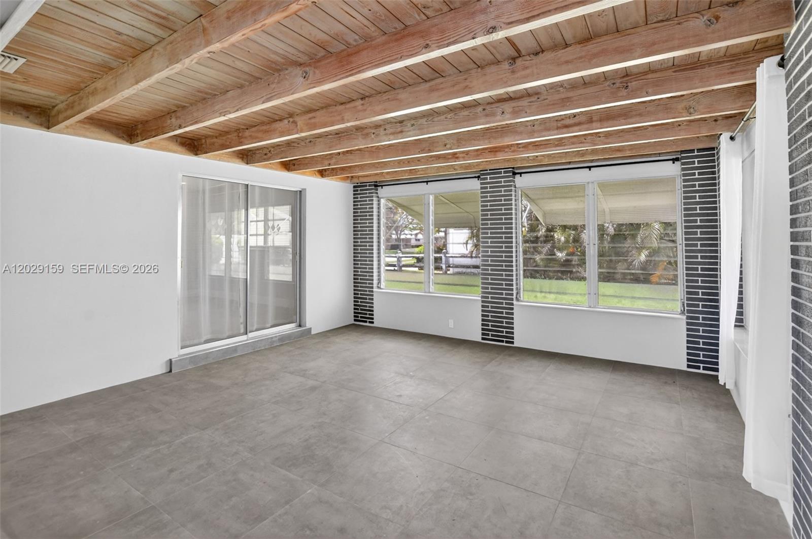 1320 SE 10th St, Deerfield Beach FL 33441