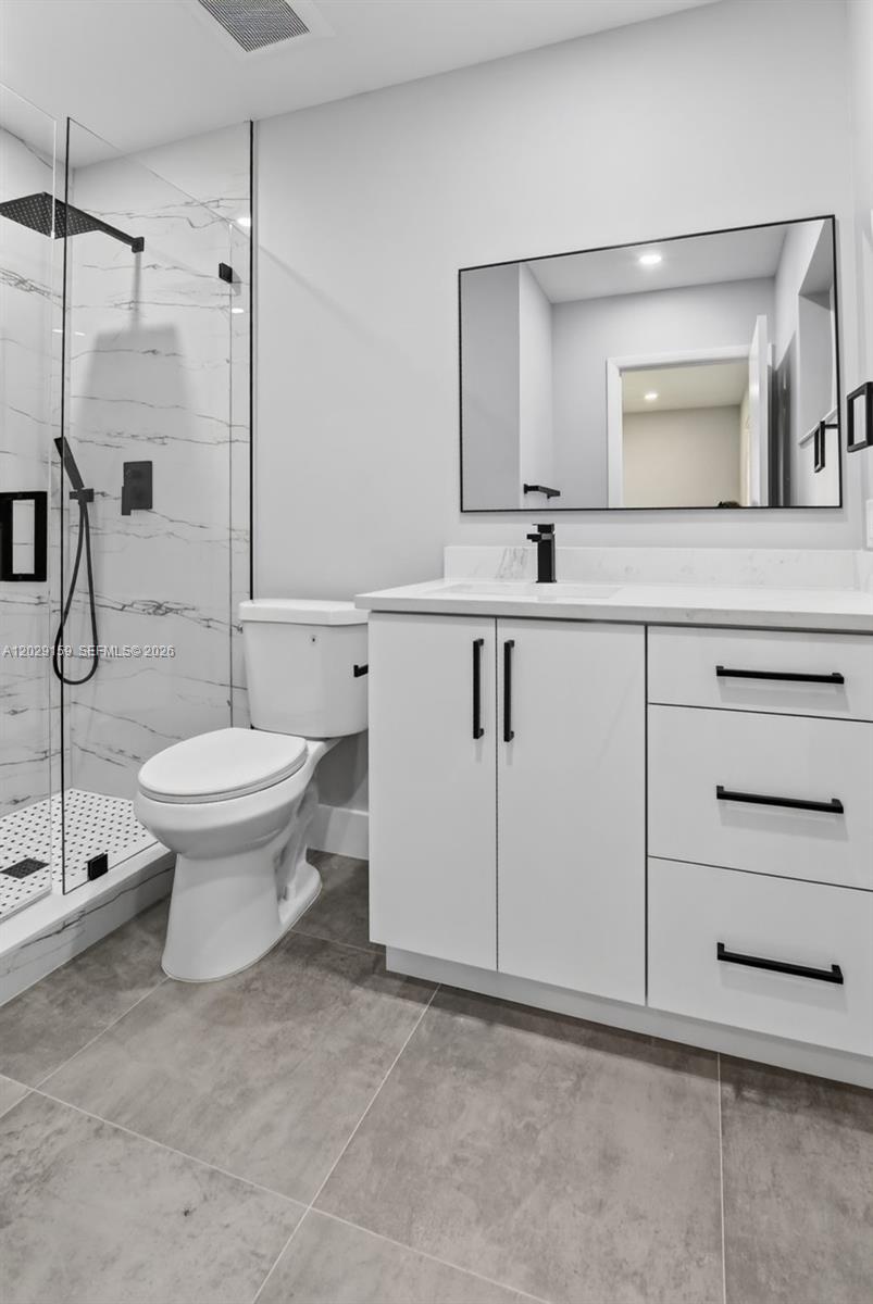 1320 SE 10th St, Deerfield Beach FL 33441
