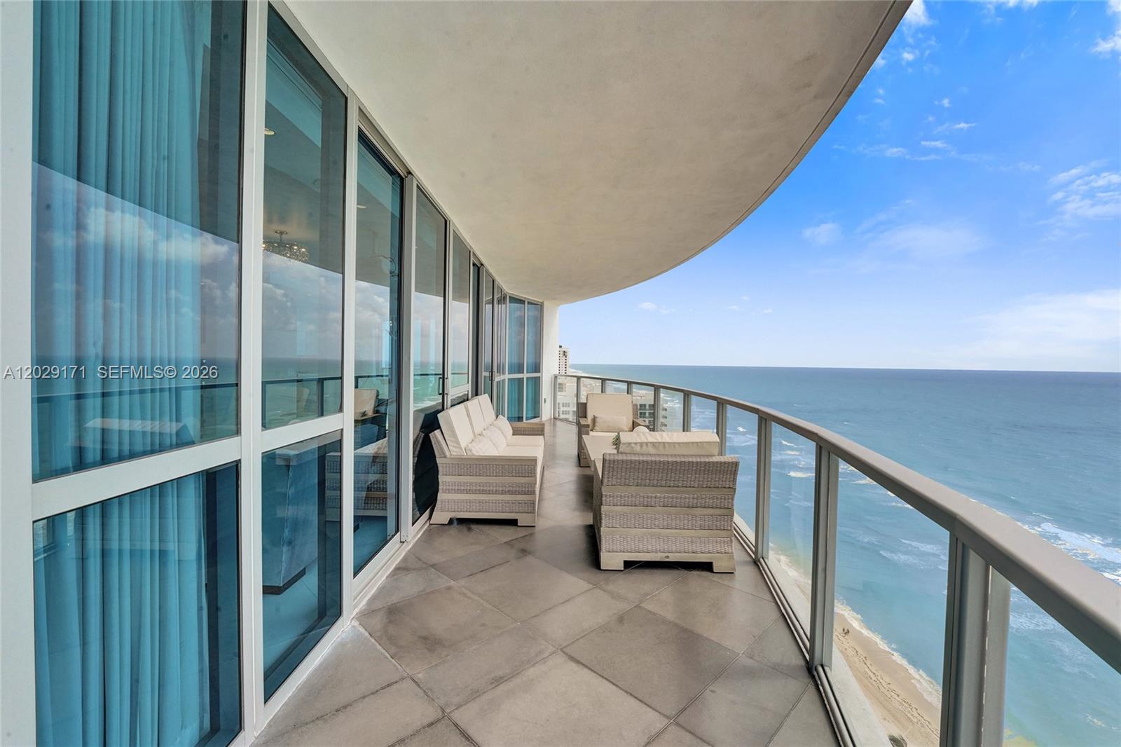 3101 S Ocean Dr #2208, Hollywood FL 33019