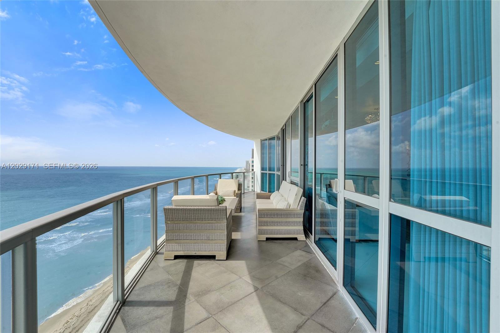 3101 S Ocean Dr #2208, Hollywood FL 33019