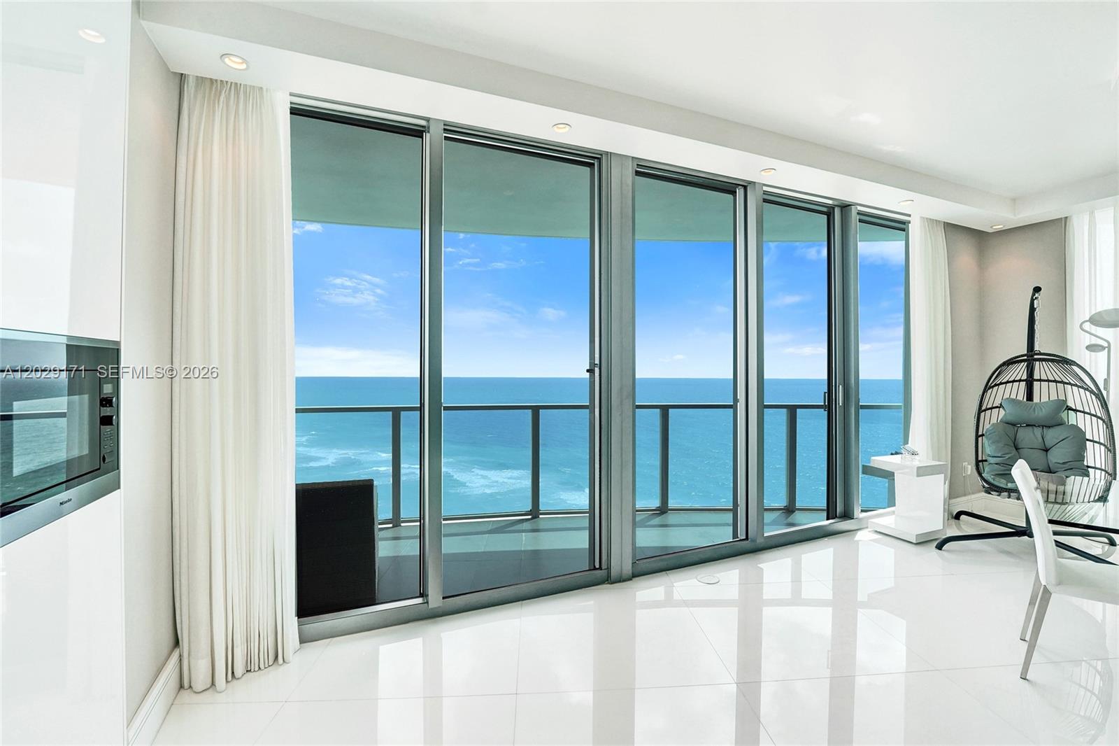 3101 S Ocean Dr #2208, Hollywood FL 33019
