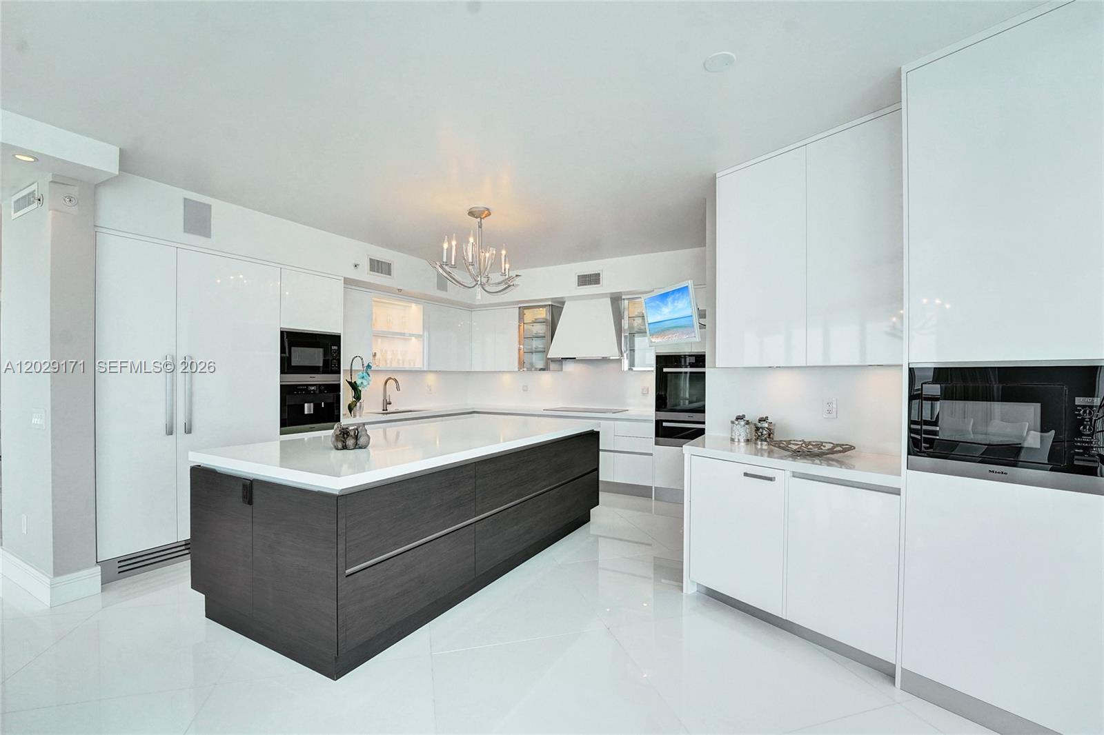 3101 S Ocean Dr #2208, Hollywood FL 33019