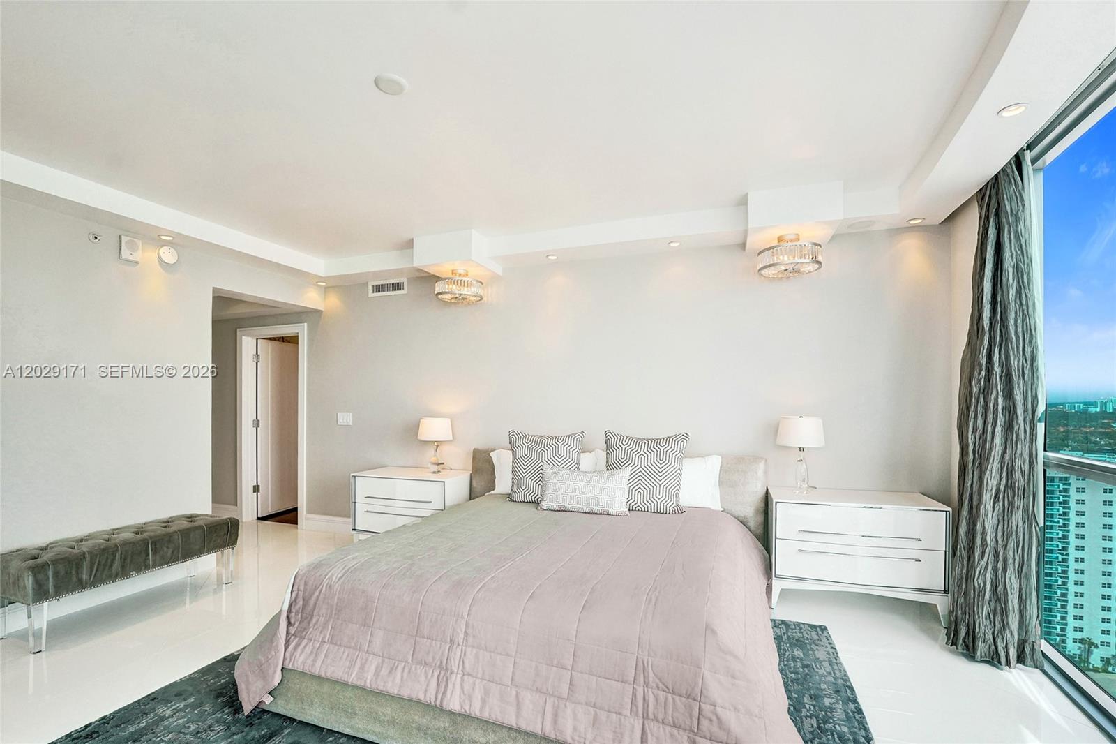 3101 S Ocean Dr #2208, Hollywood FL 33019