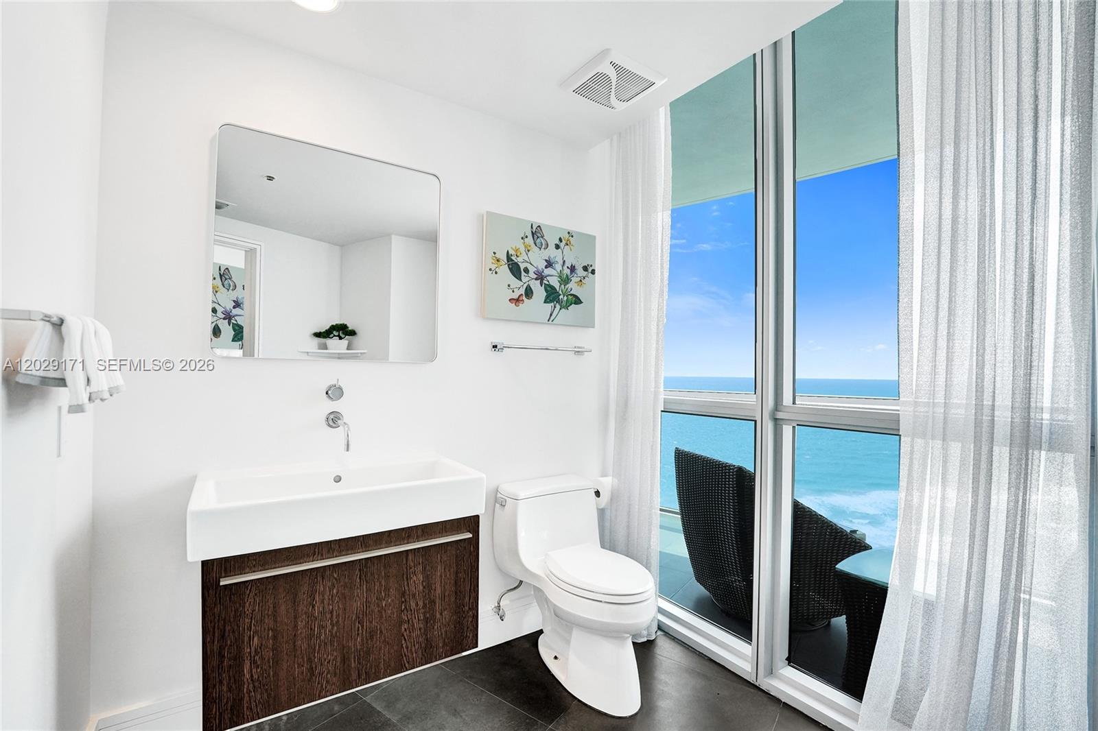 3101 S Ocean Dr #2208, Hollywood FL 33019
