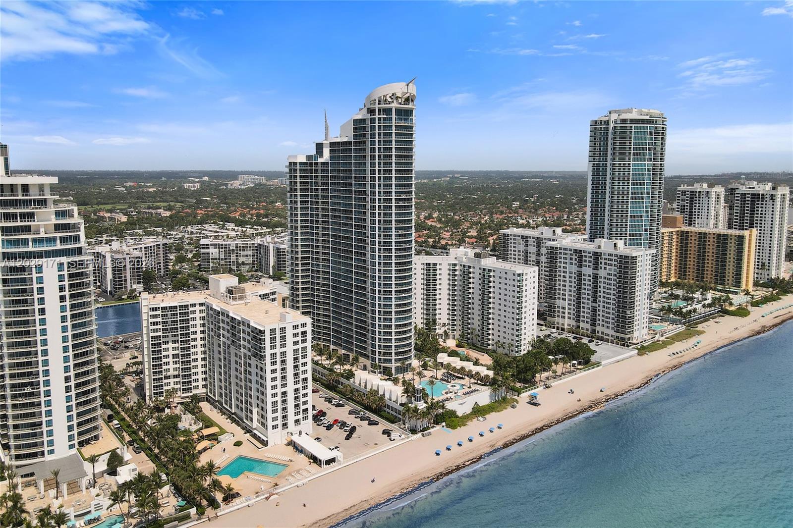 3101 S Ocean Dr #2208, Hollywood FL 33019