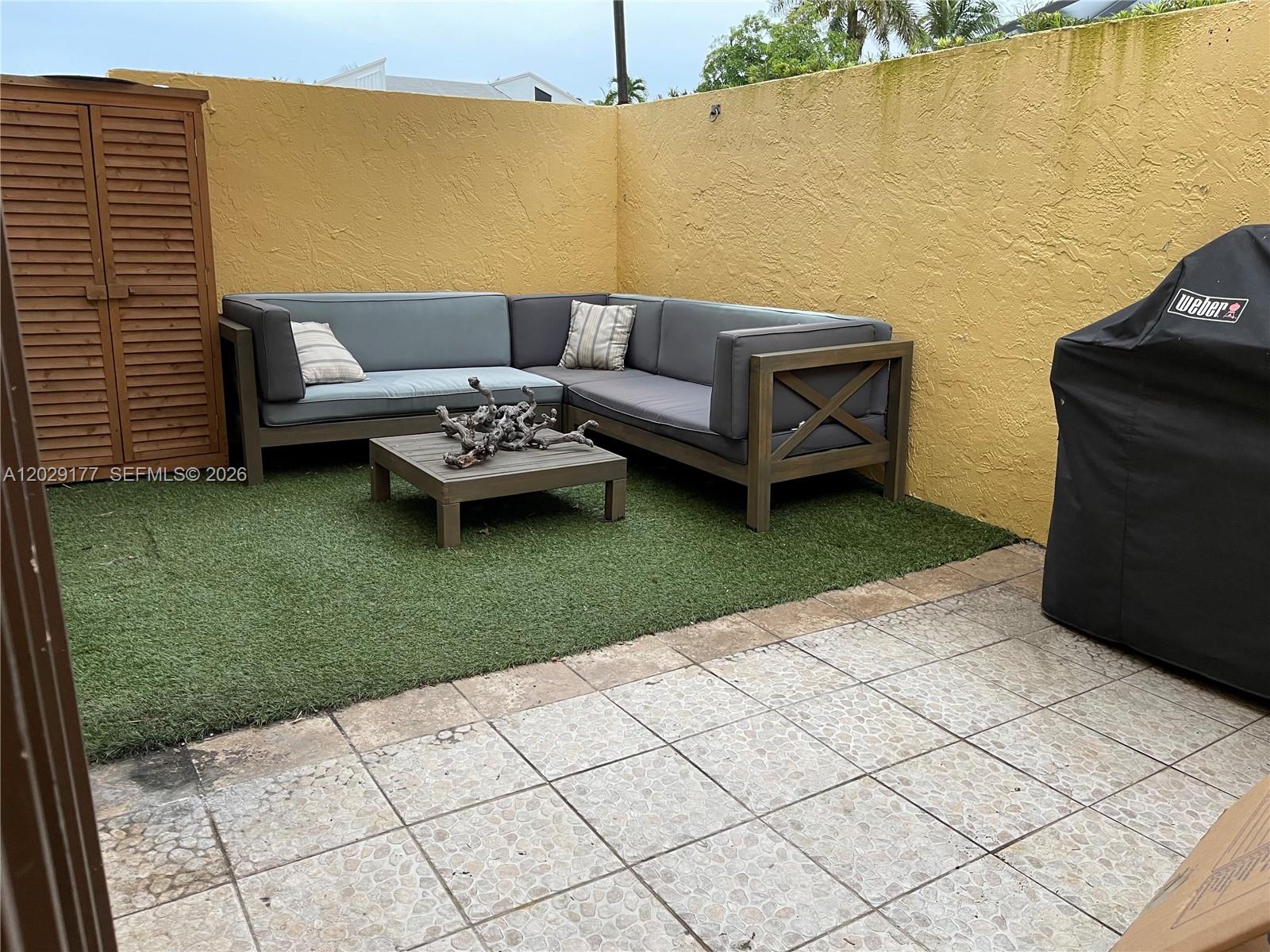 15824 SW 90th Ct, Palmetto Bay FL 33157