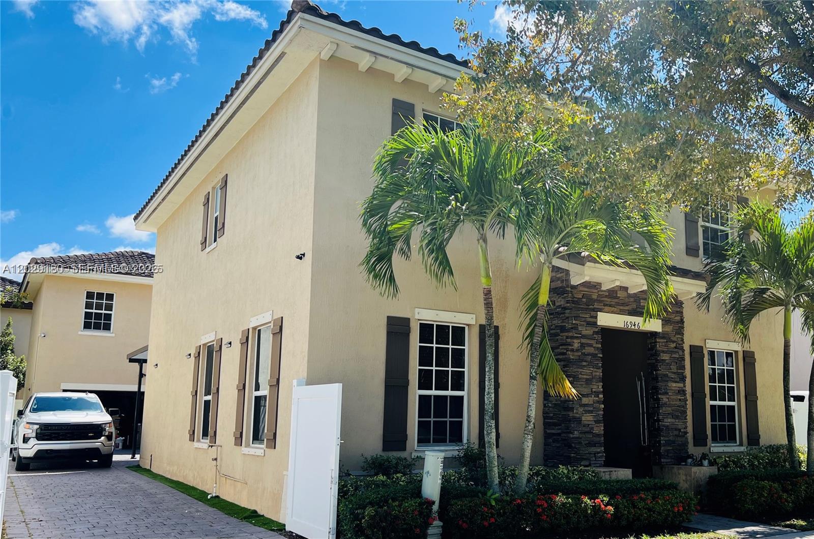 16946 SW 90th Terrace Circle, Miami FL 33196