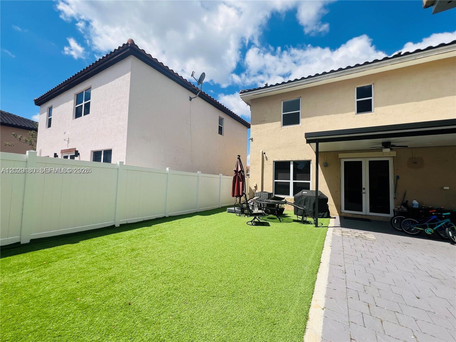 16946 SW 90th Terrace Circle, Miami FL 33196