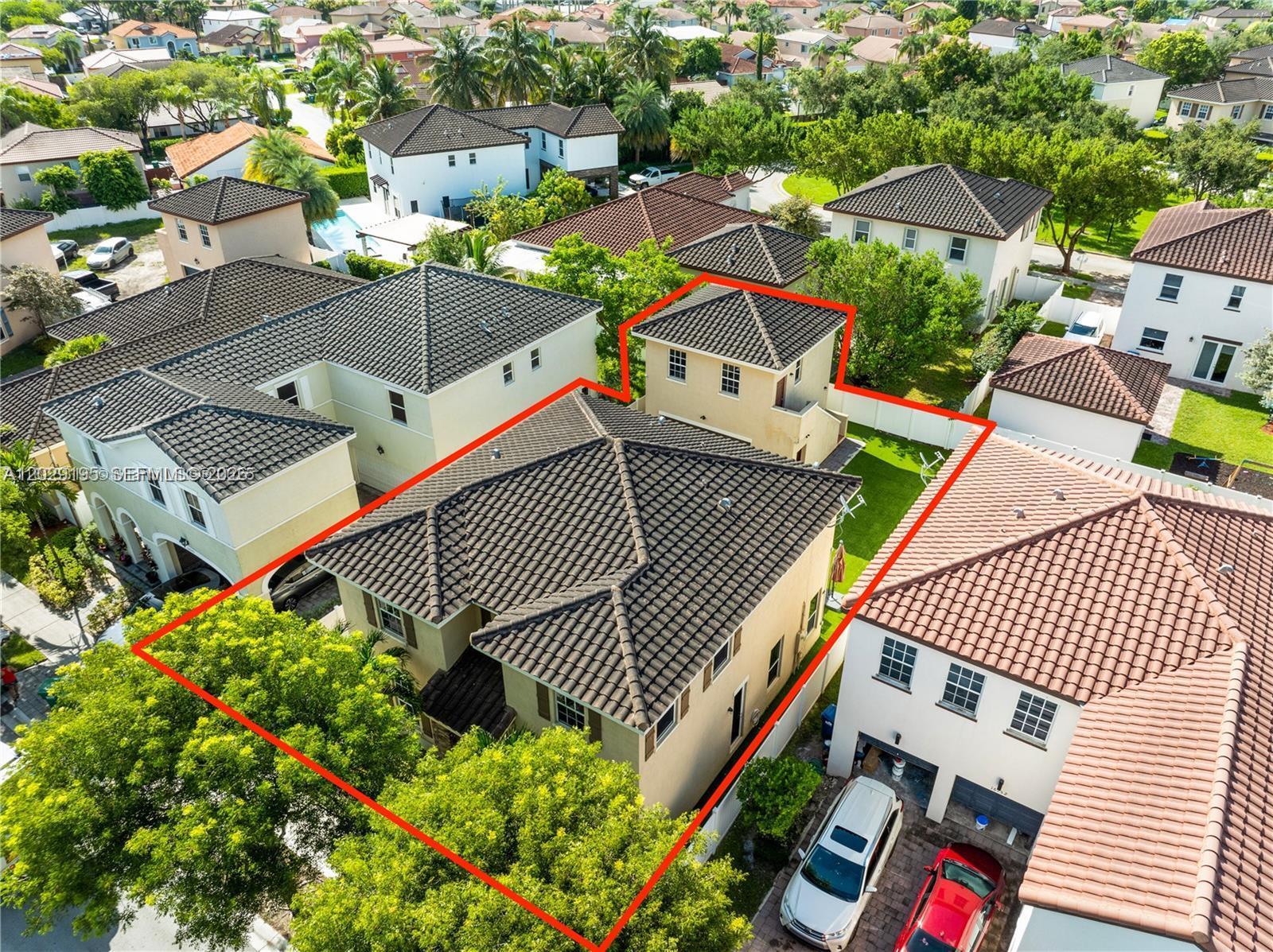 16946 SW 90th Terrace Circle, Miami FL 33196