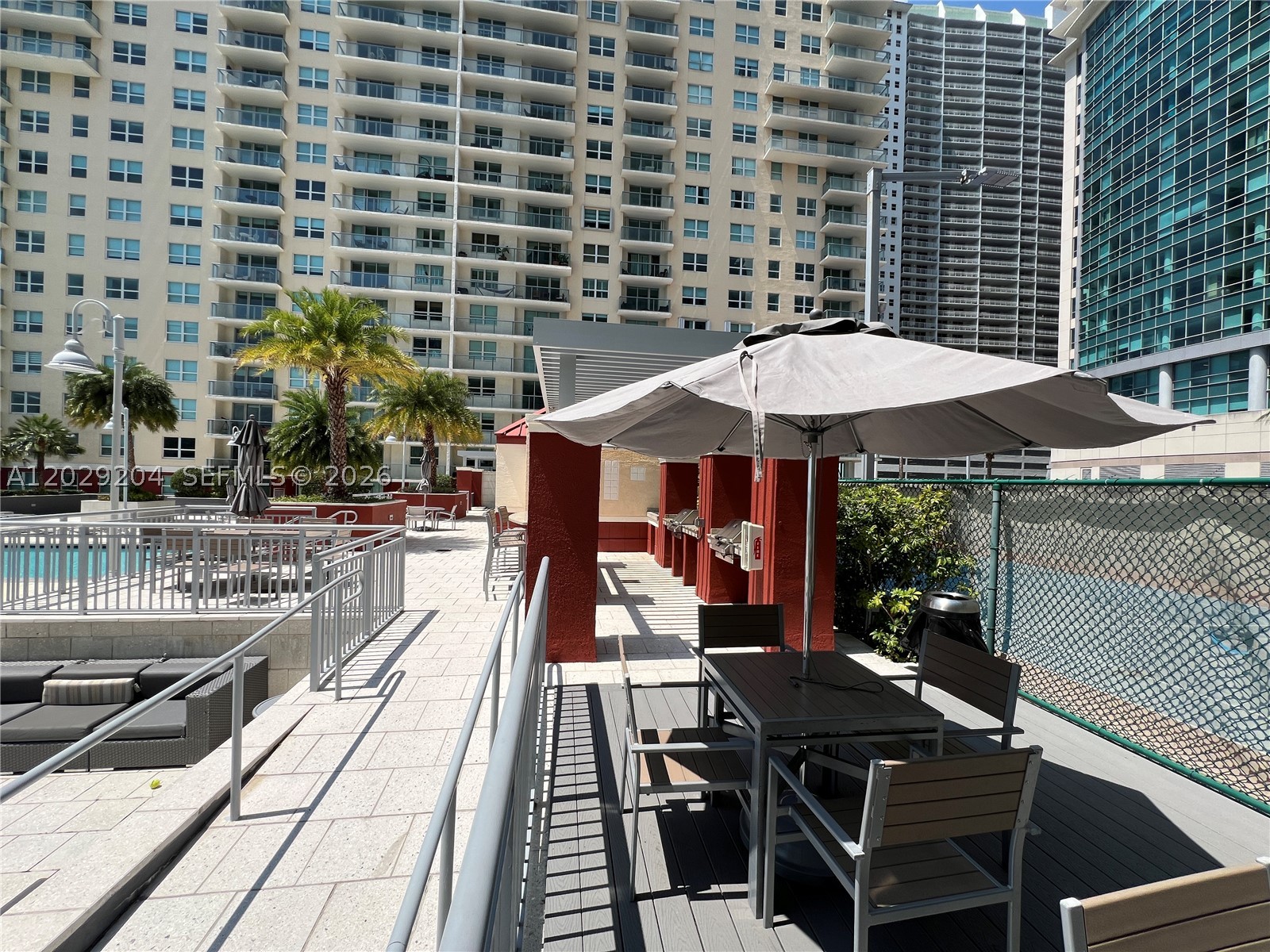 1155 Brickell Bay Dr #2701, Miami FL 33131