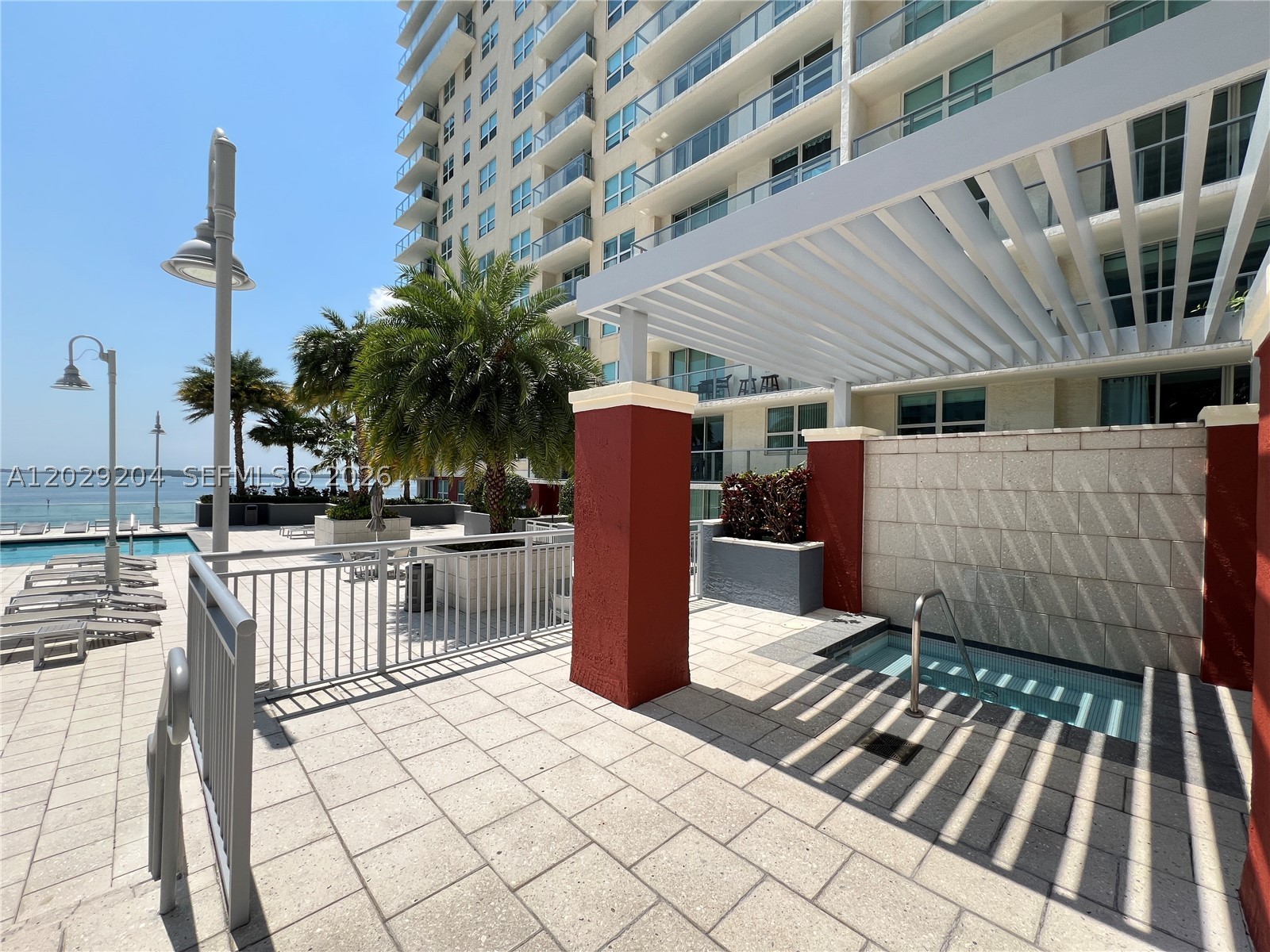 1155 Brickell Bay Dr #2701, Miami FL 33131
