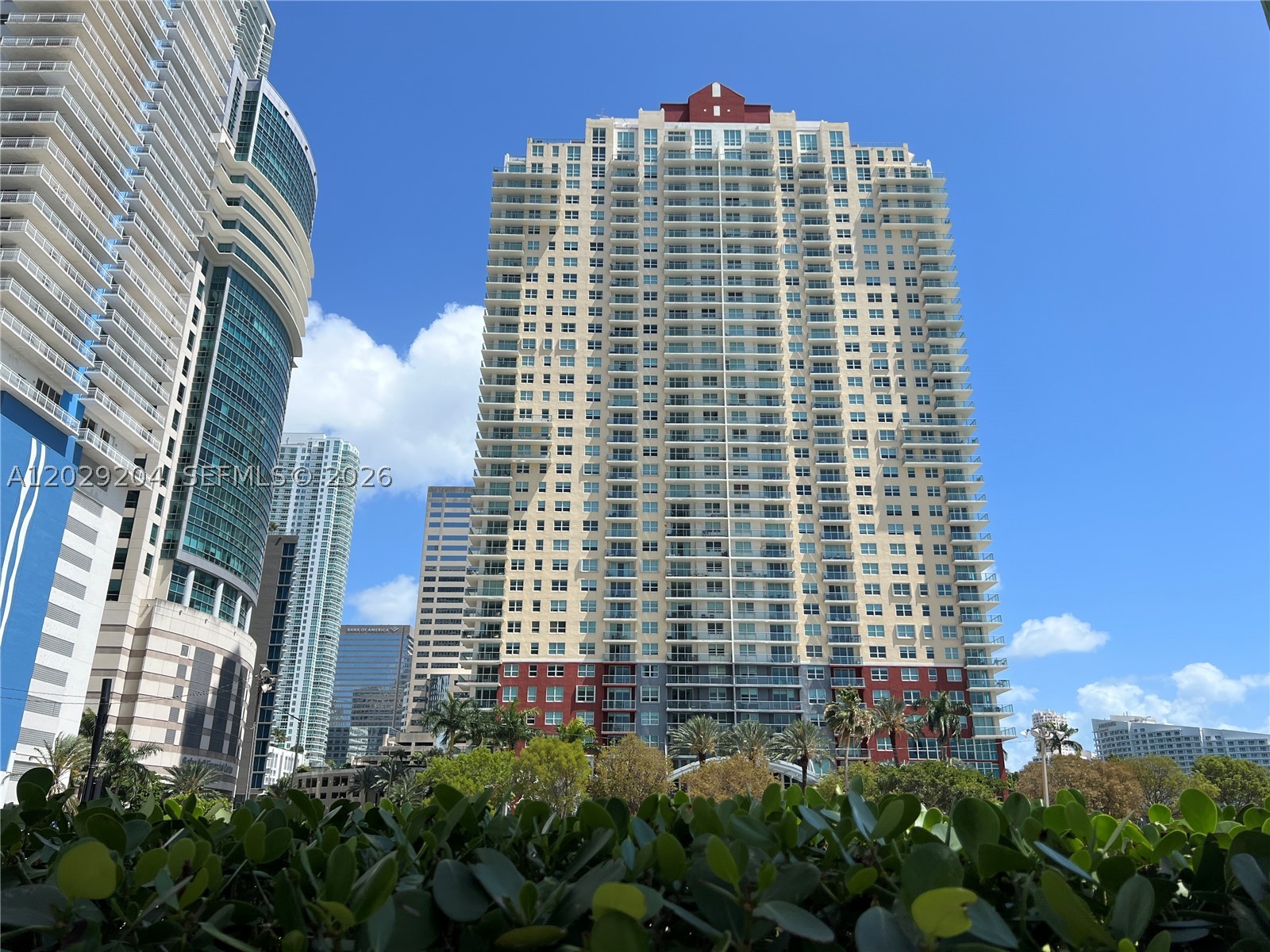 1155 Brickell Bay Dr #2701, Miami FL 33131
