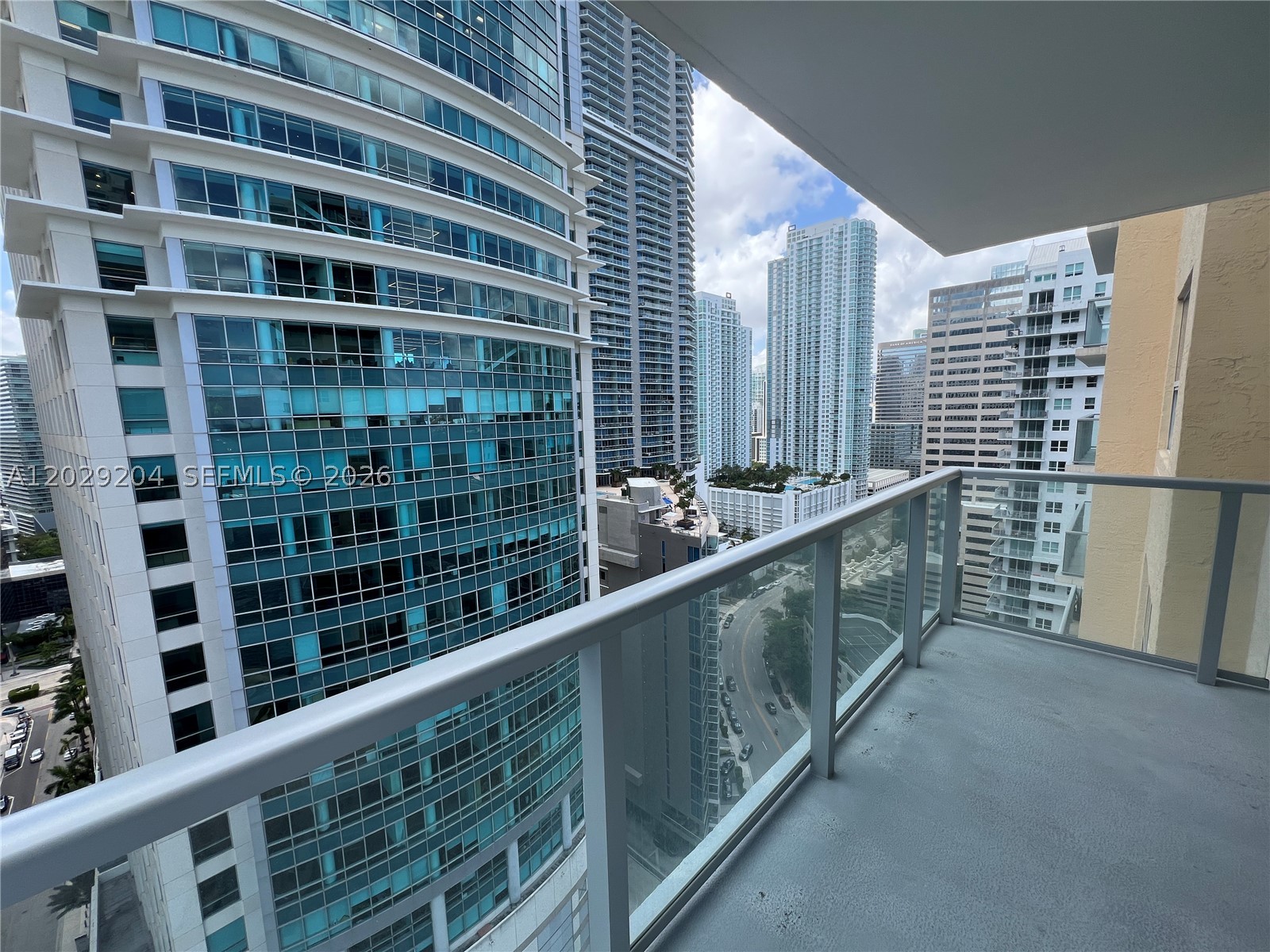 1155 Brickell Bay Dr #2701, Miami FL 33131