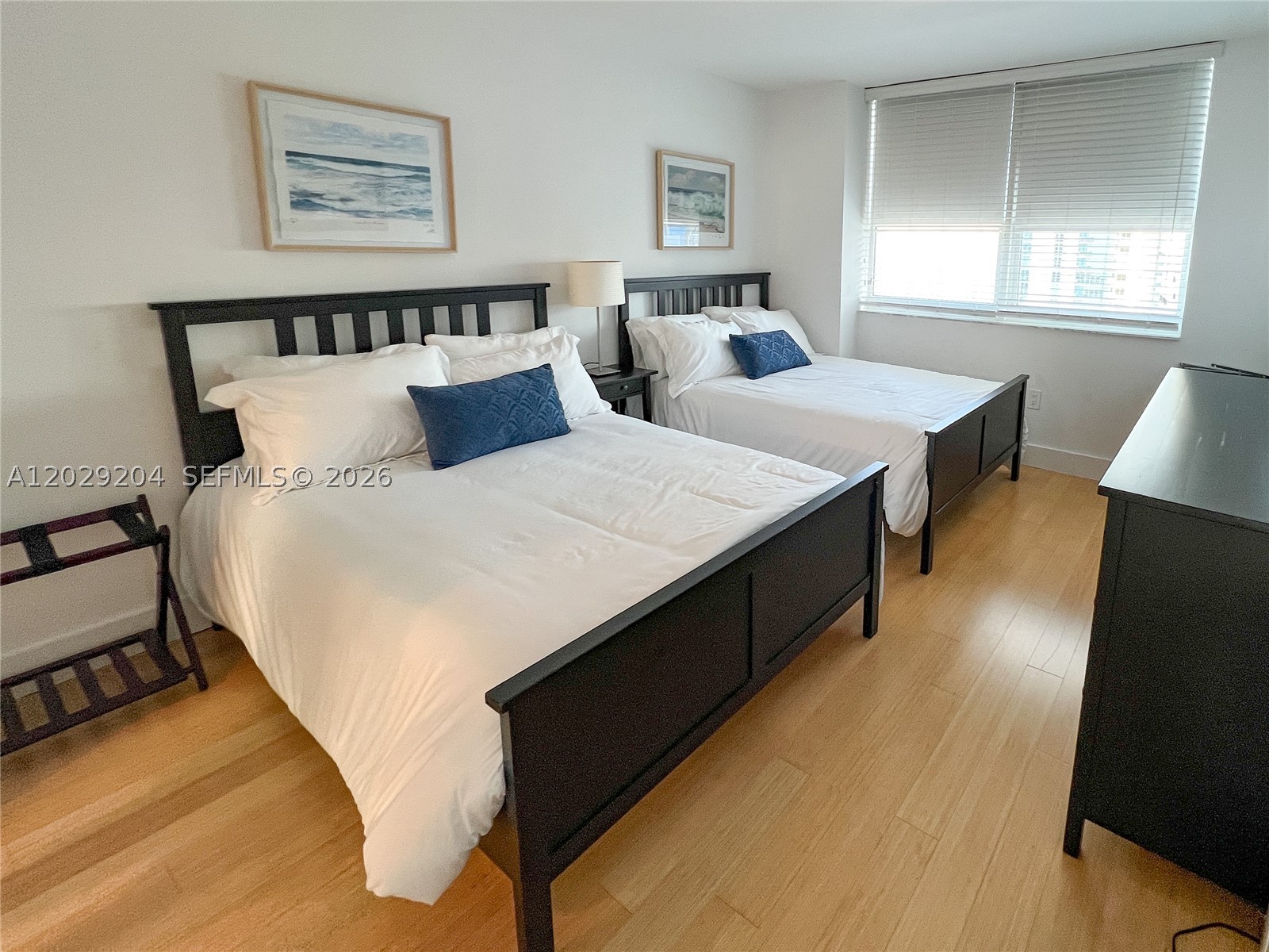 1155 Brickell Bay Dr #2701, Miami FL 33131