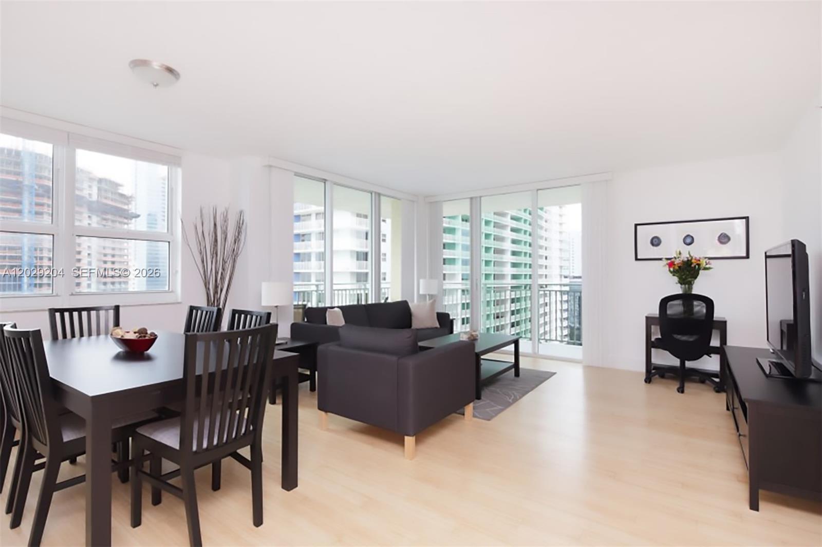 1155 Brickell Bay Dr #2701, Miami FL 33131