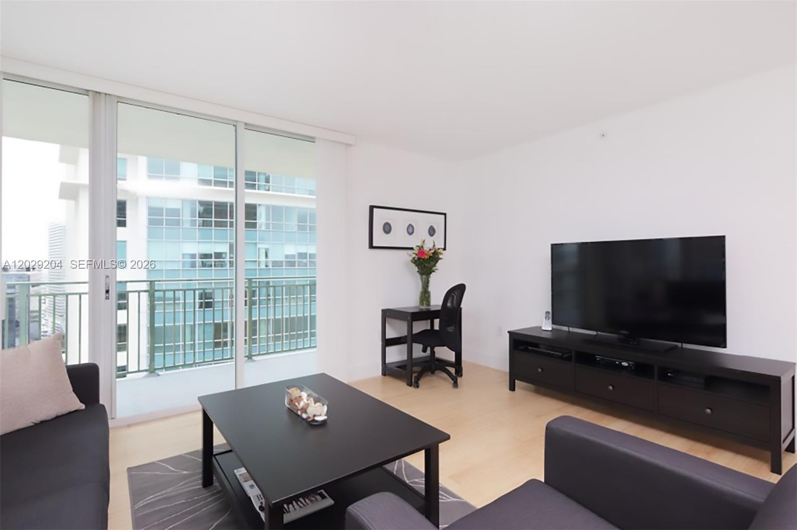 1155 Brickell Bay Dr #2701, Miami FL 33131