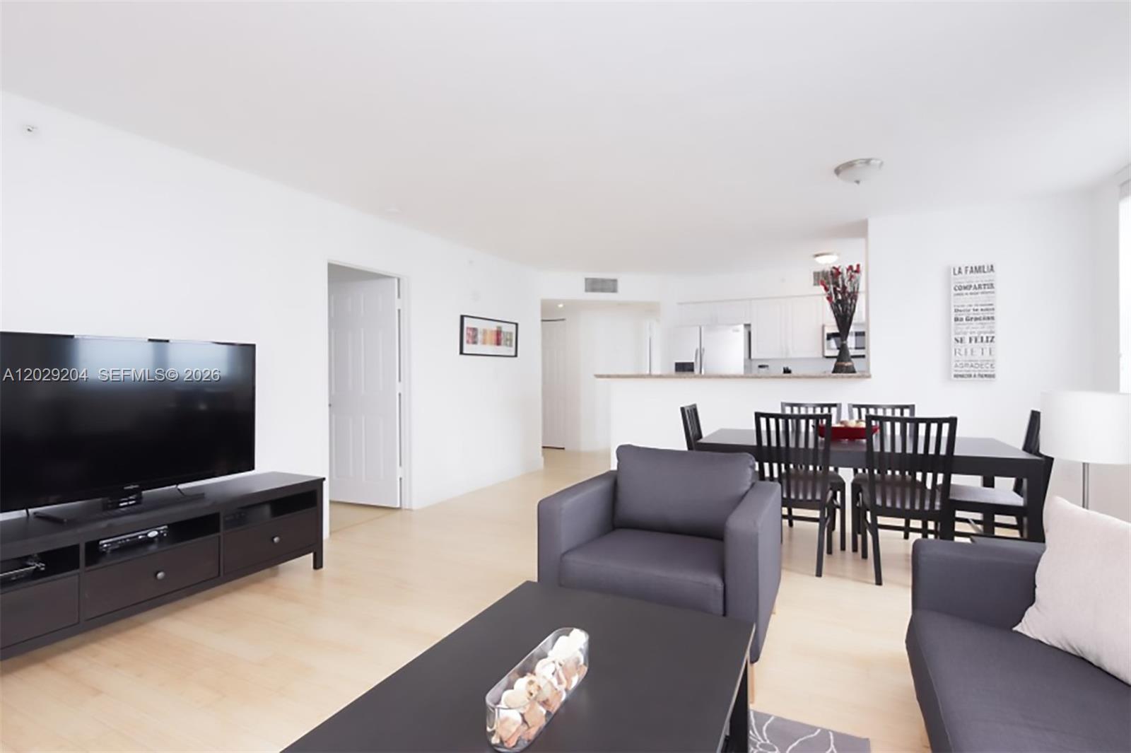 1155 Brickell Bay Dr #2701, Miami FL 33131