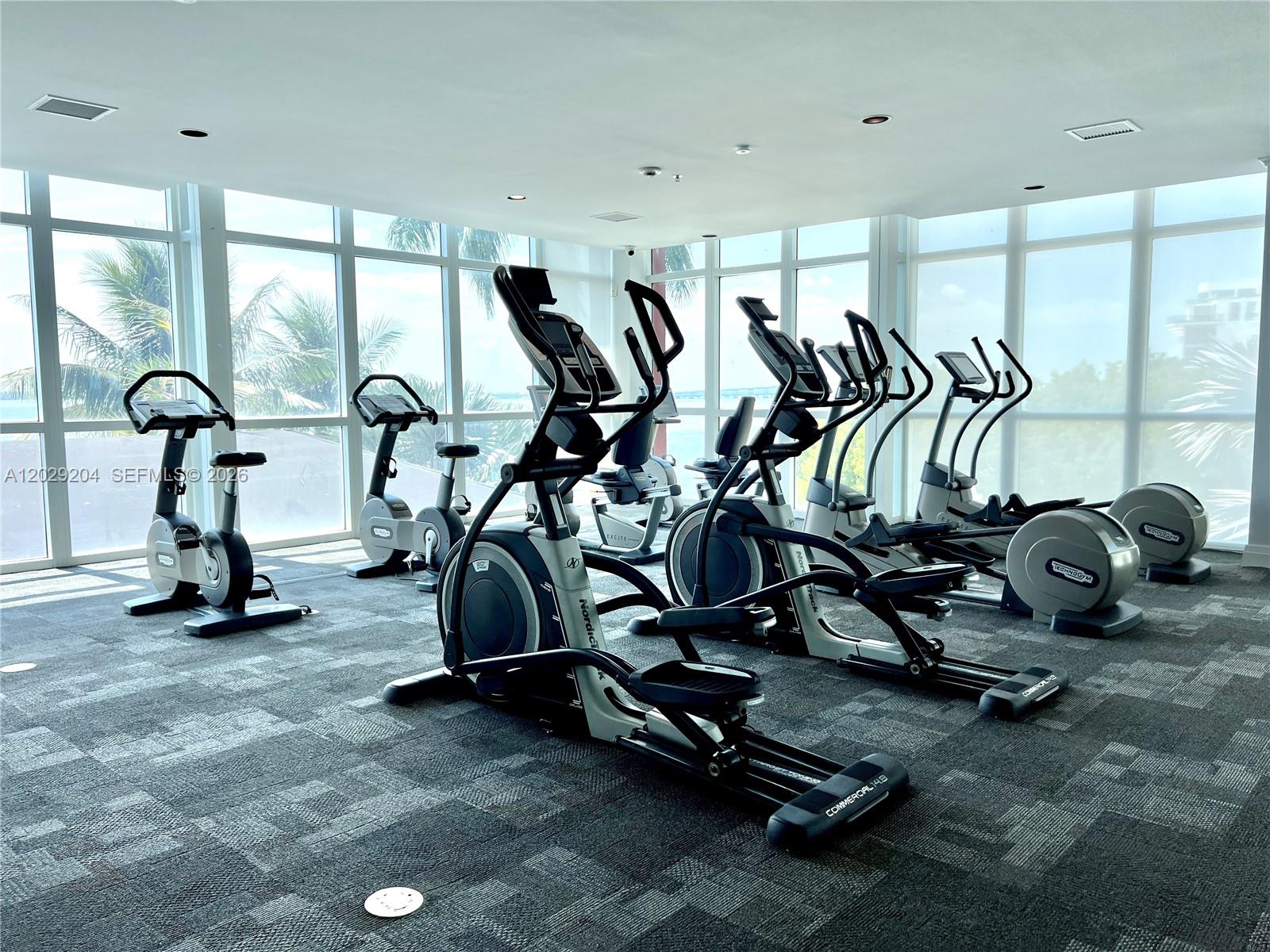 1155 Brickell Bay Dr #2701, Miami FL 33131
