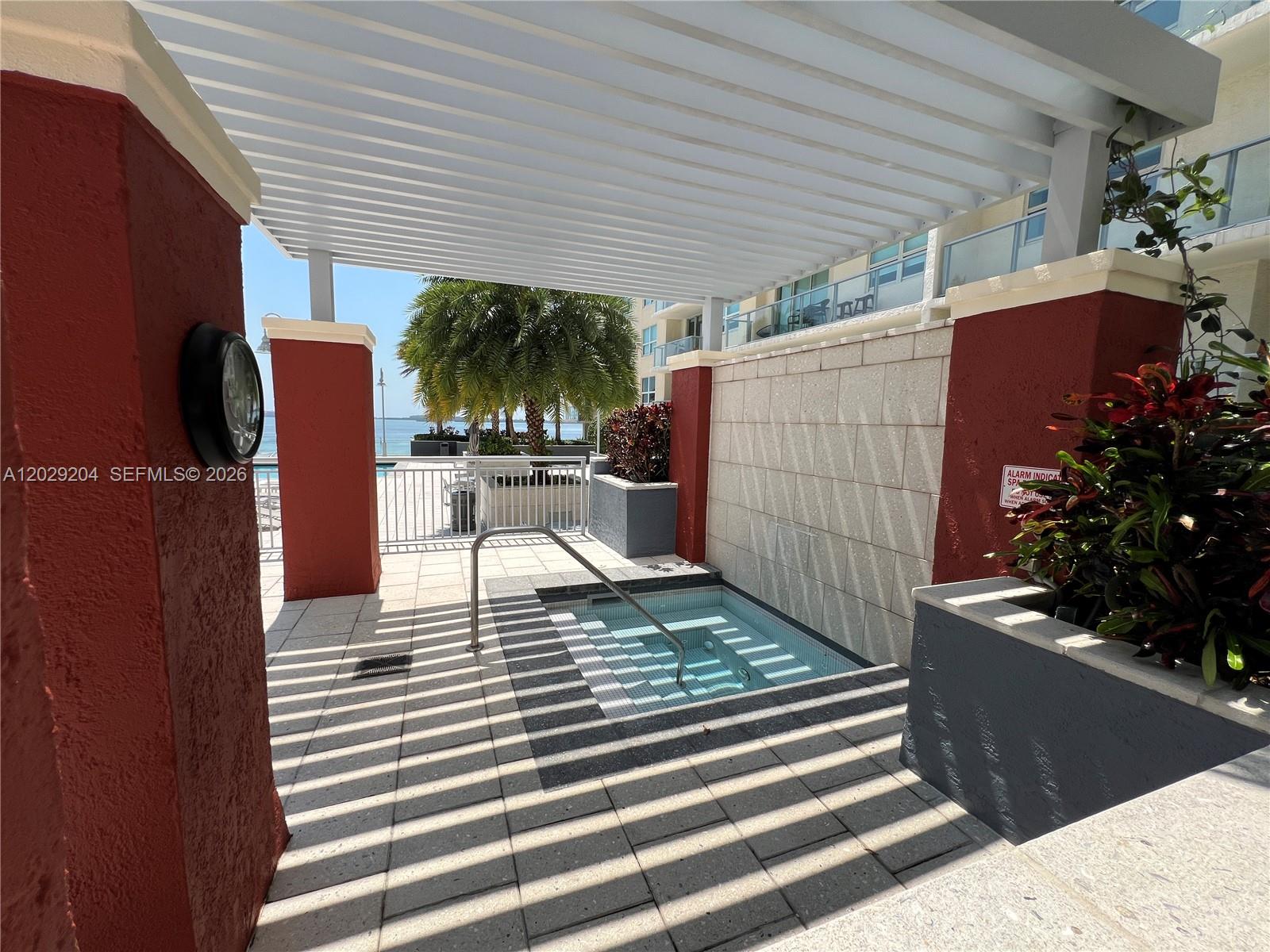 1155 Brickell Bay Dr #2701, Miami FL 33131