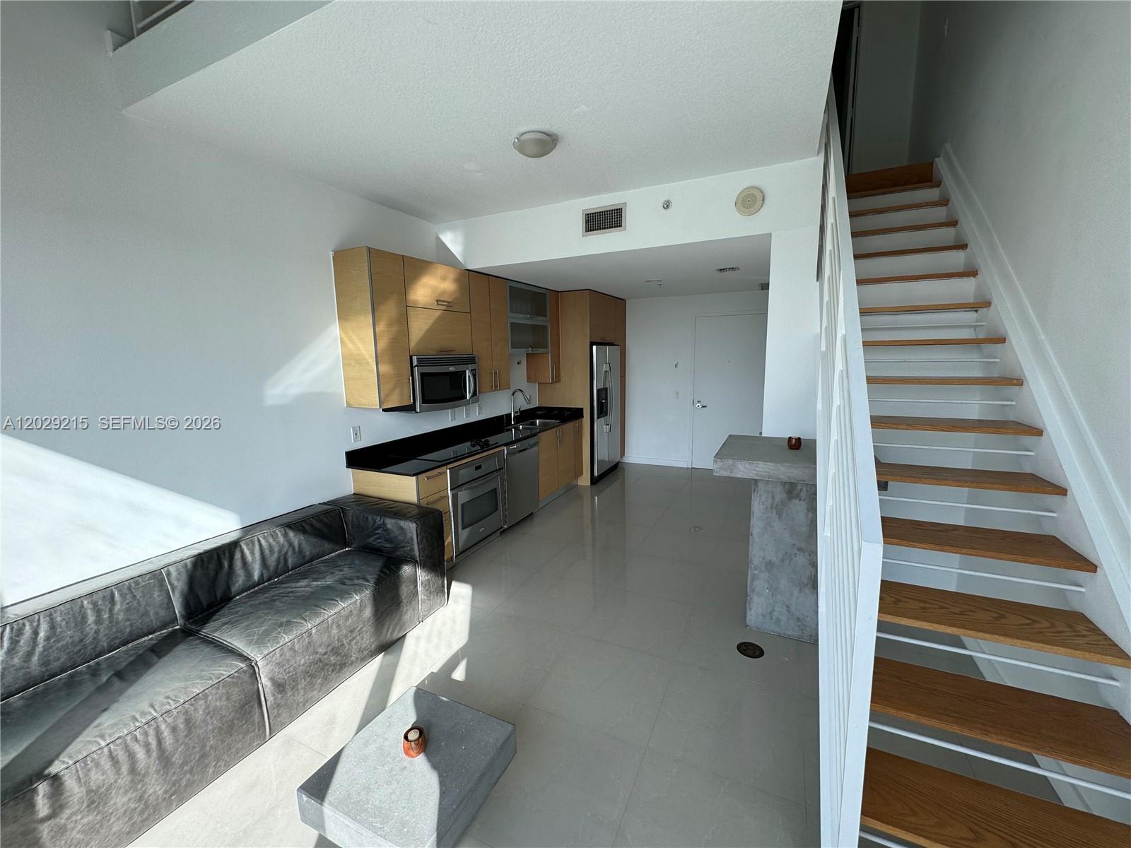 60 SW 13th St #2807, Miami FL 33130