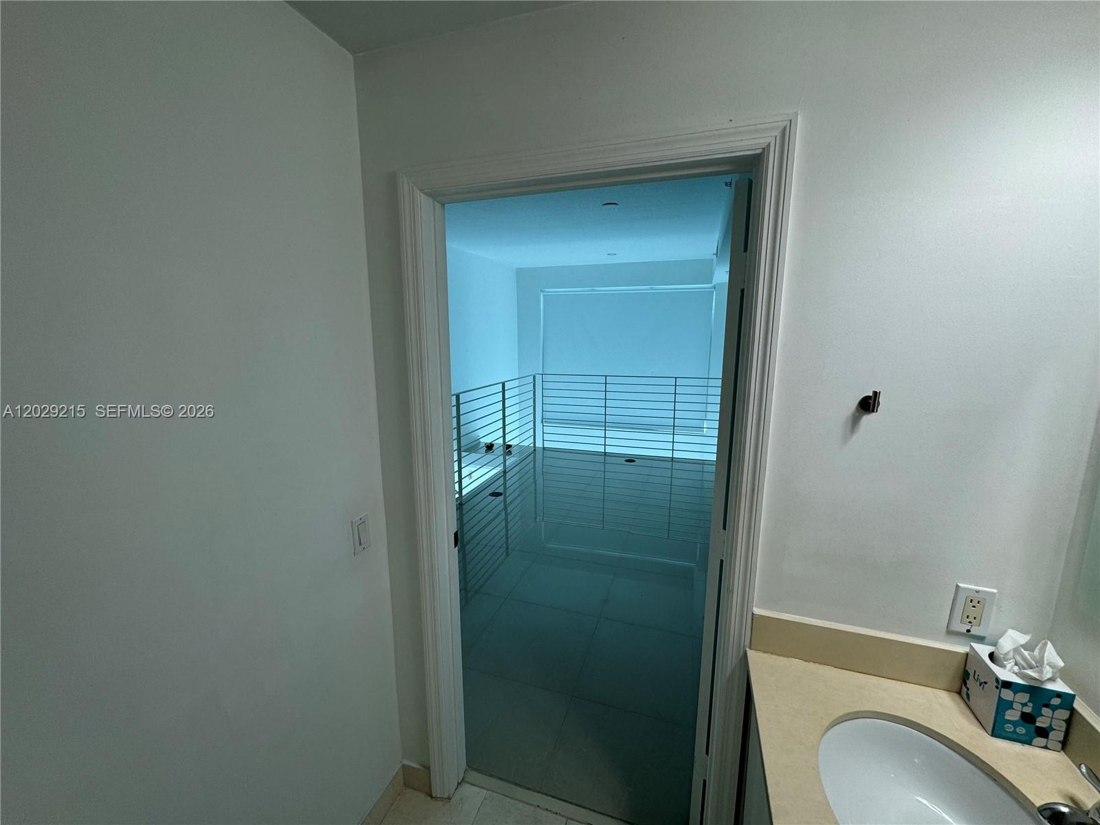 60 SW 13th St #2807, Miami FL 33130