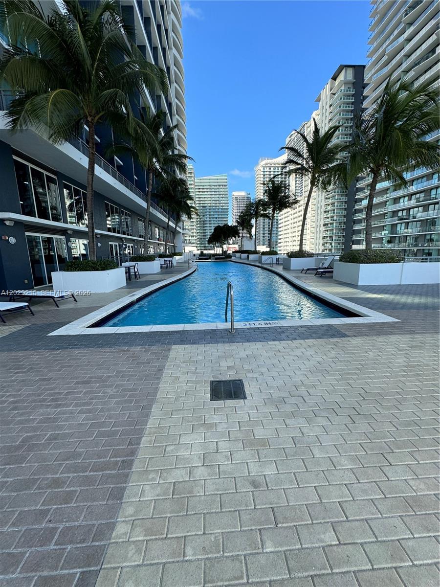 60 SW 13th St #2807, Miami FL 33130