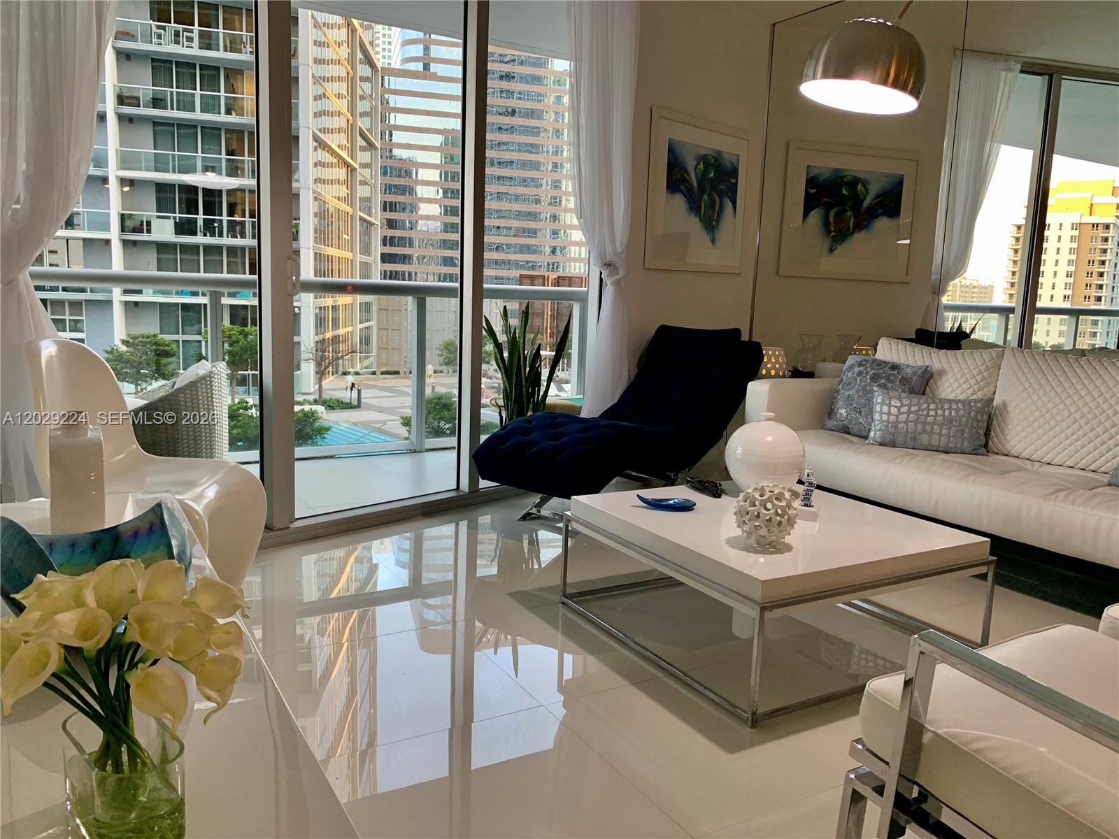 475 Brickell Ave #1611, Miami FL 33131