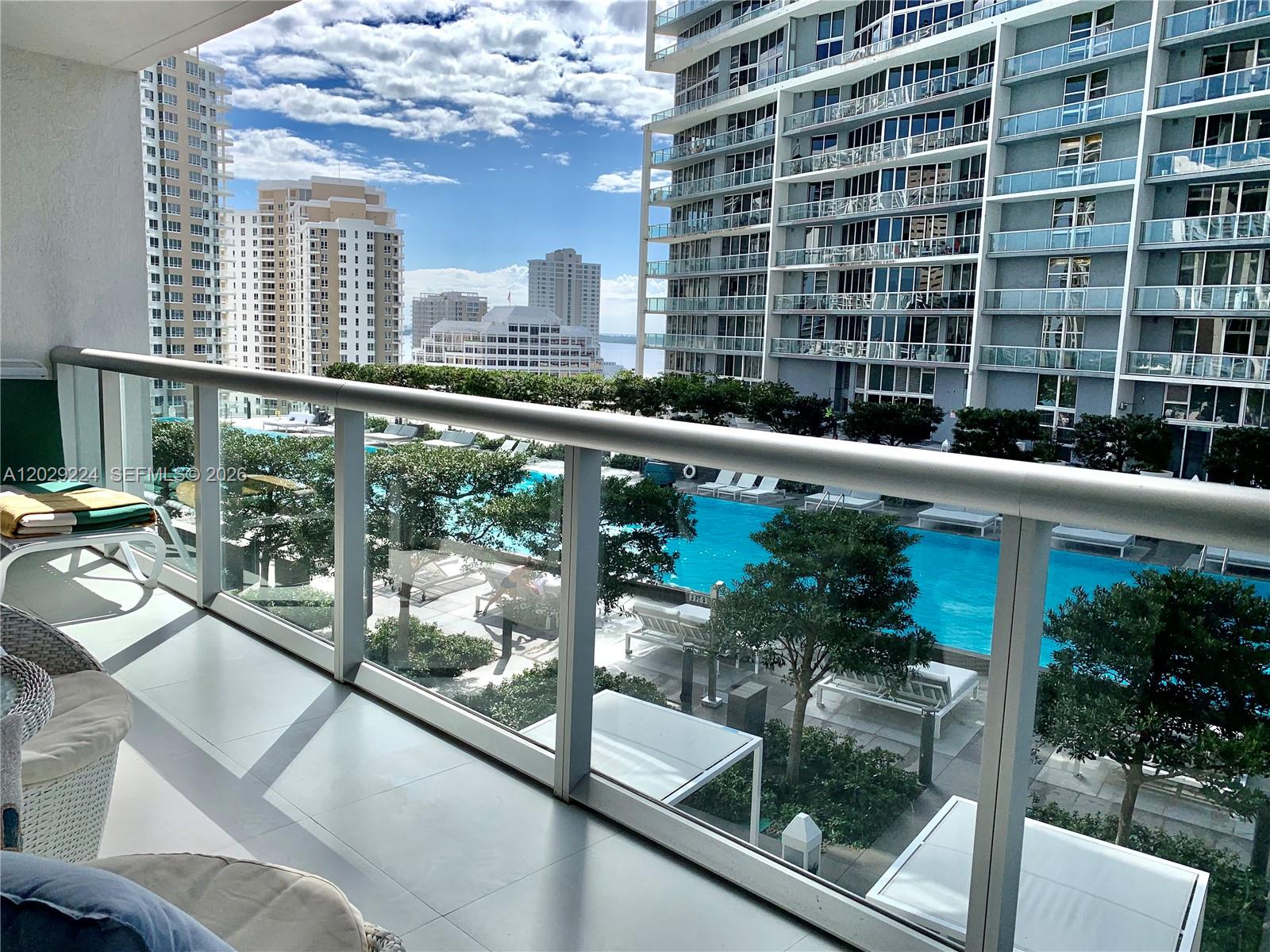 475 Brickell Ave #1611, Miami FL 33131