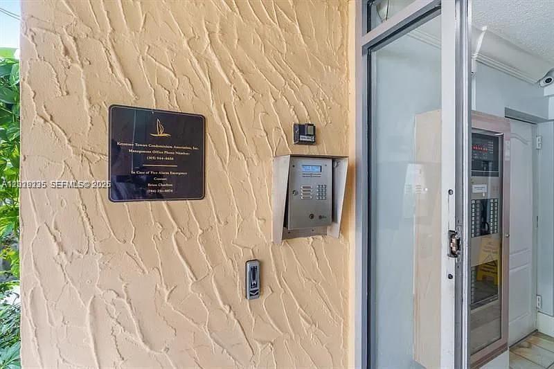 2000 NE 135th St #609, North Miami FL 33181