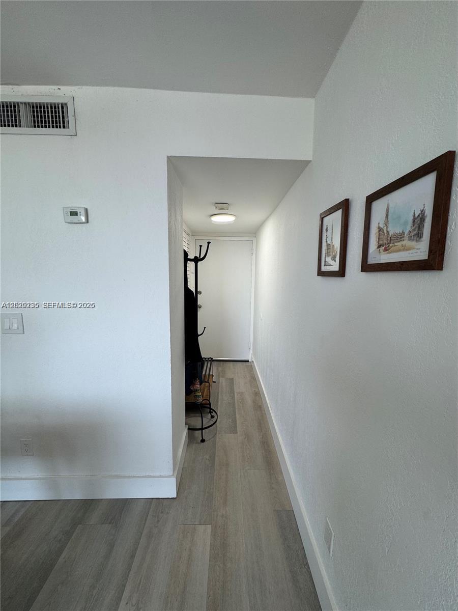 2000 NE 135th St #609, North Miami FL 33181