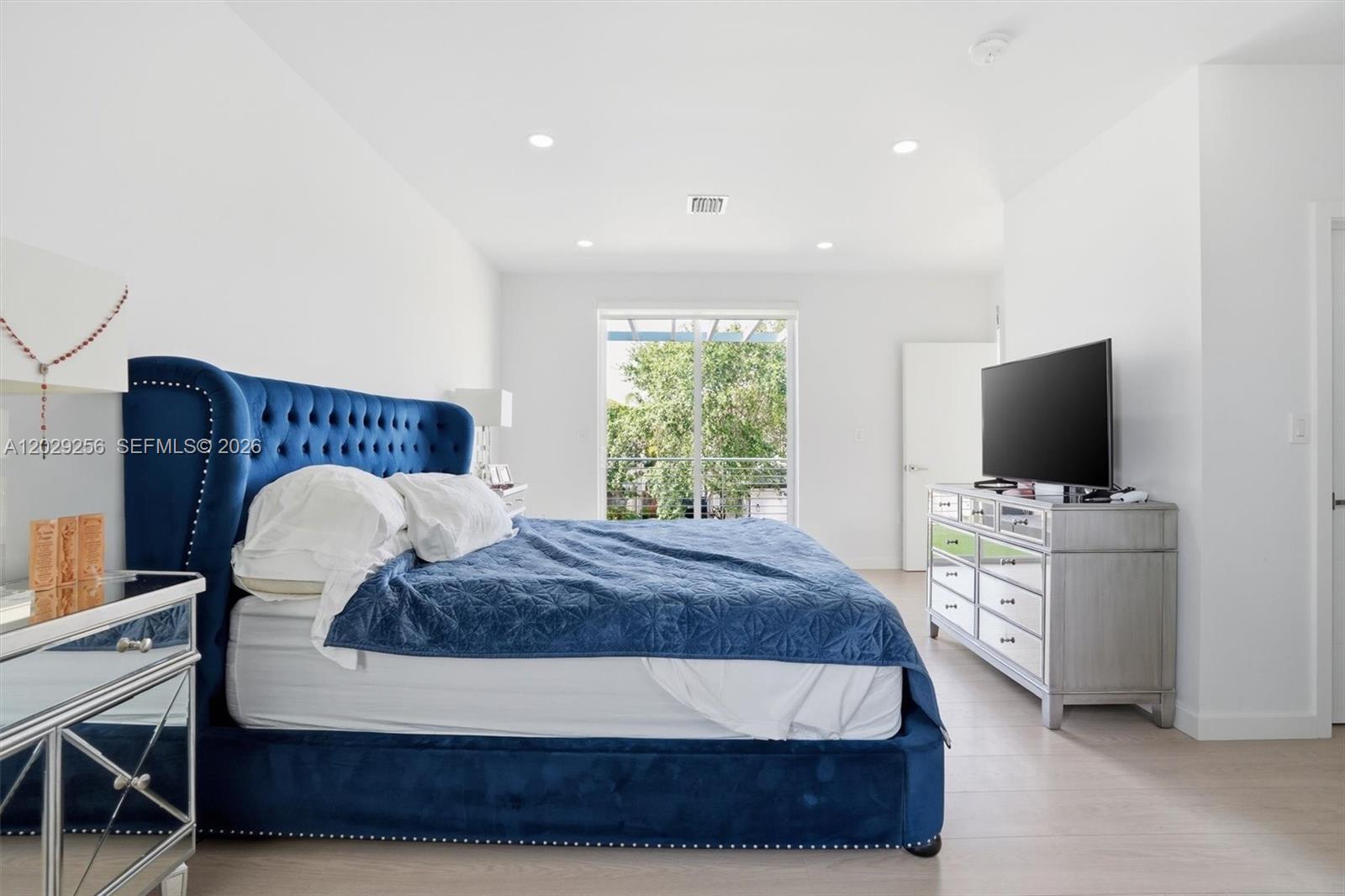 1417 NE 17th St, Fort Lauderdale FL 33305