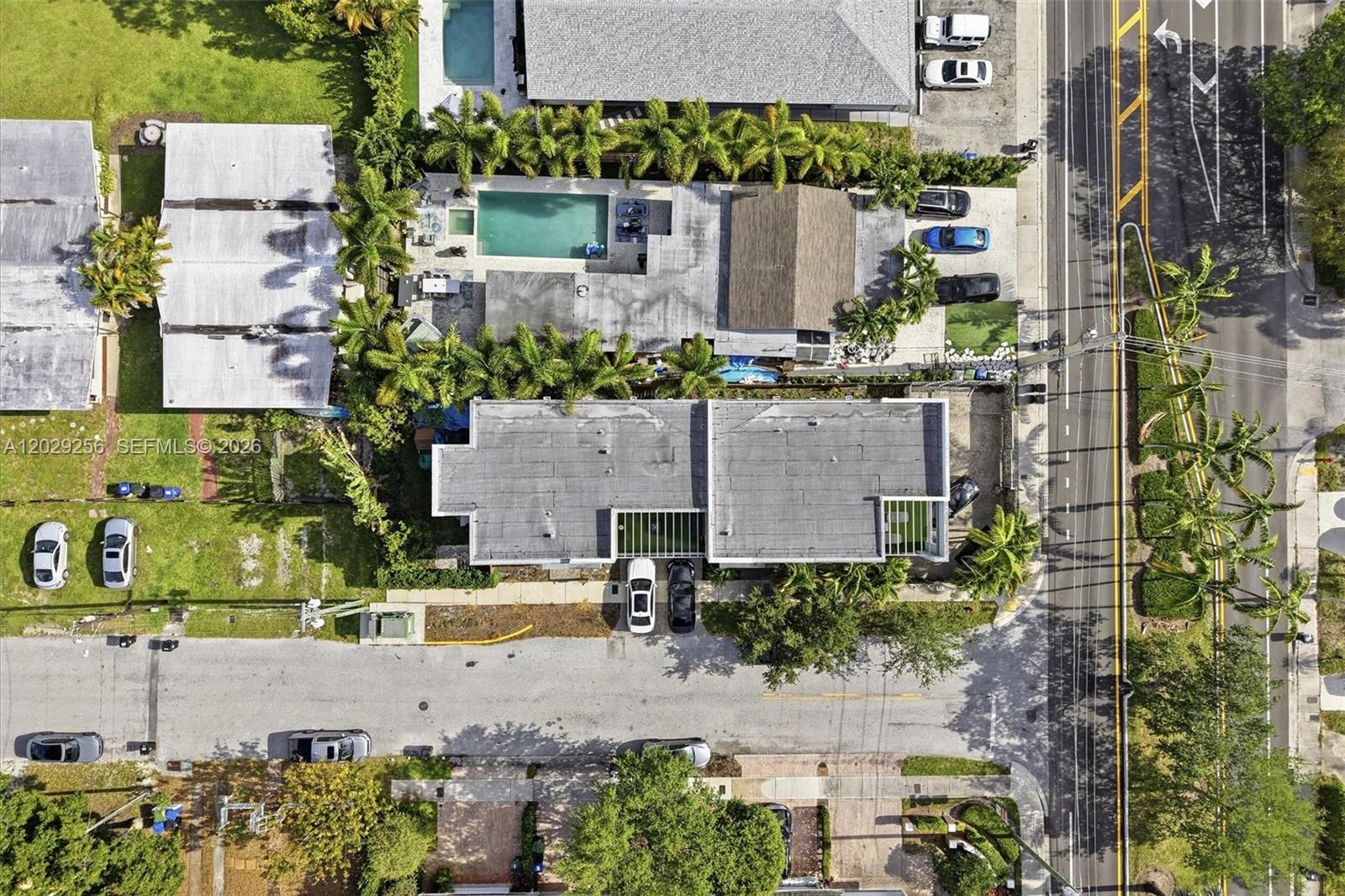 1417 NE 17th St, Fort Lauderdale FL 33305