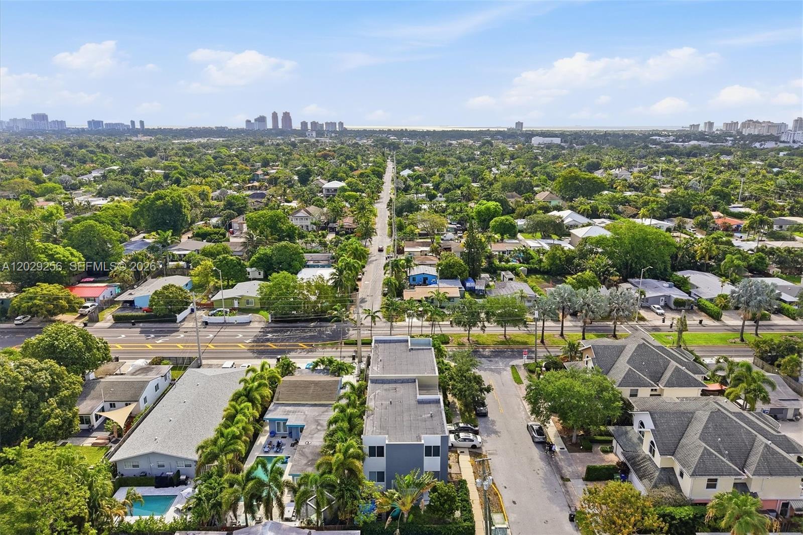 1417 NE 17th St, Fort Lauderdale FL 33305
