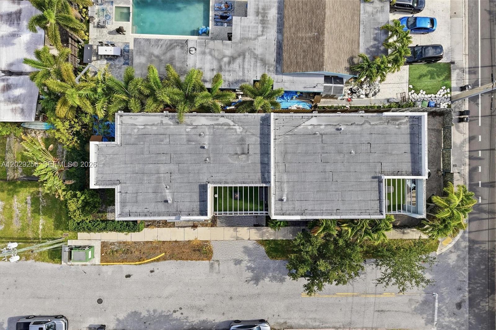 1417 NE 17th St, Fort Lauderdale FL 33305
