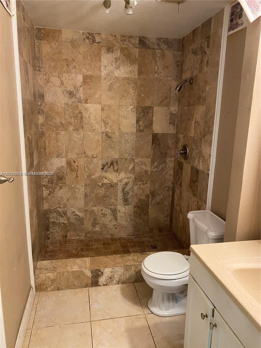 6162 SW 5th St, Margate FL 33068