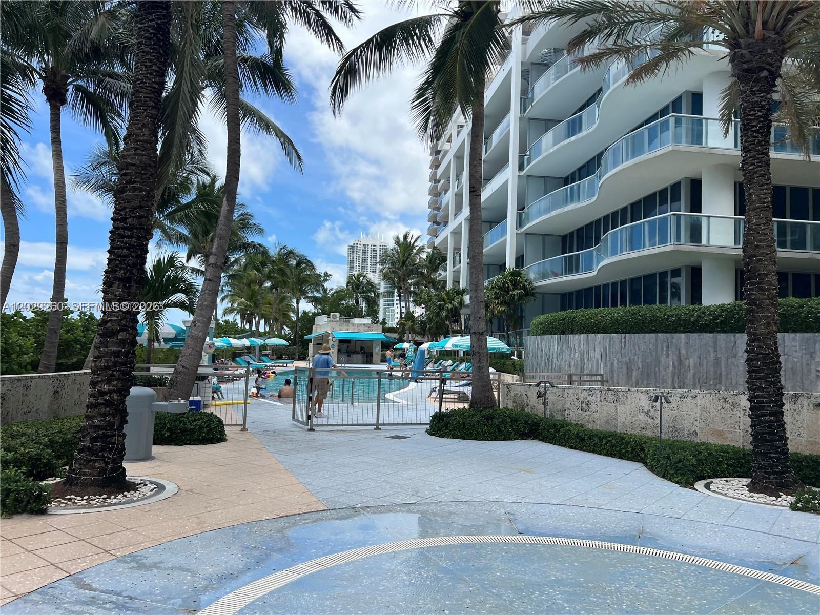 6799 Collins Ave #1501, Miami Beach FL 33141