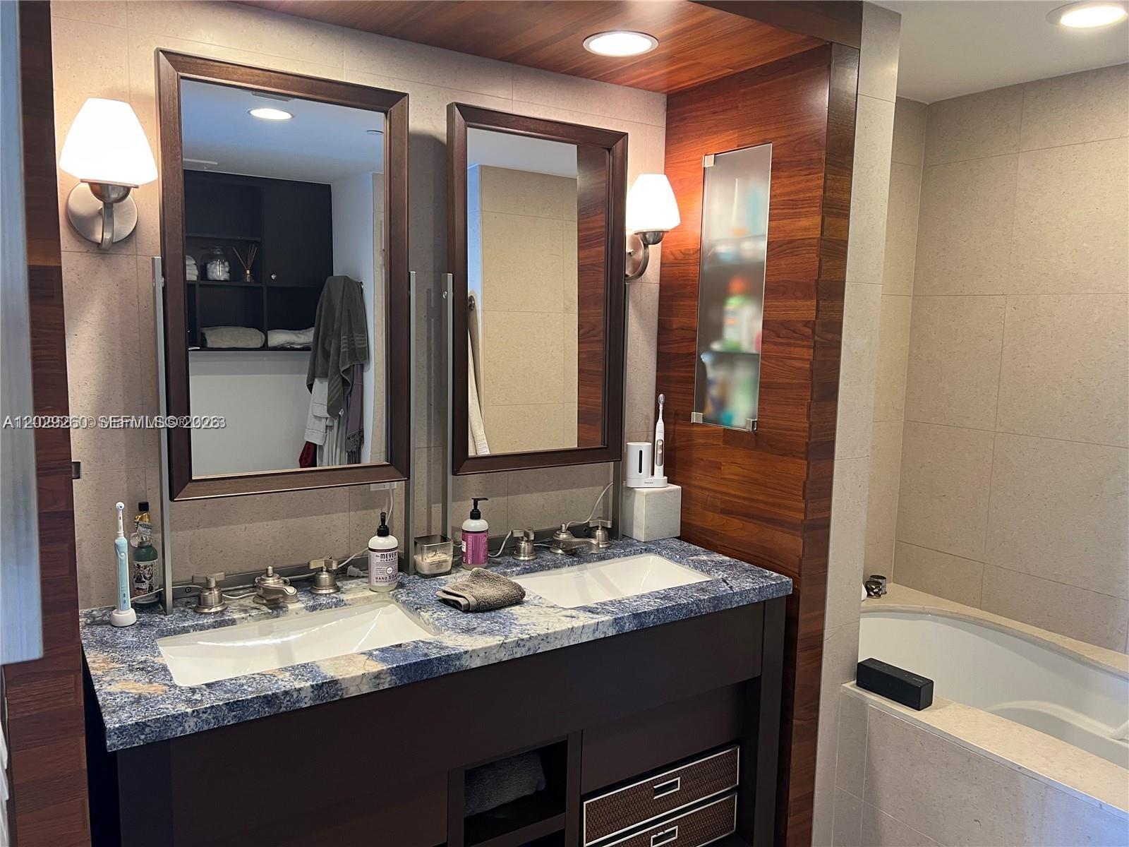 6799 Collins Ave #1501, Miami Beach FL 33141