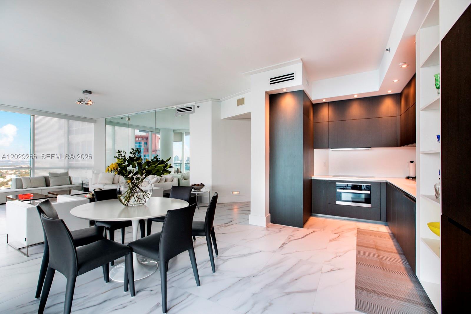 100 S Pointe Dr #3701, Miami Beach FL 33139