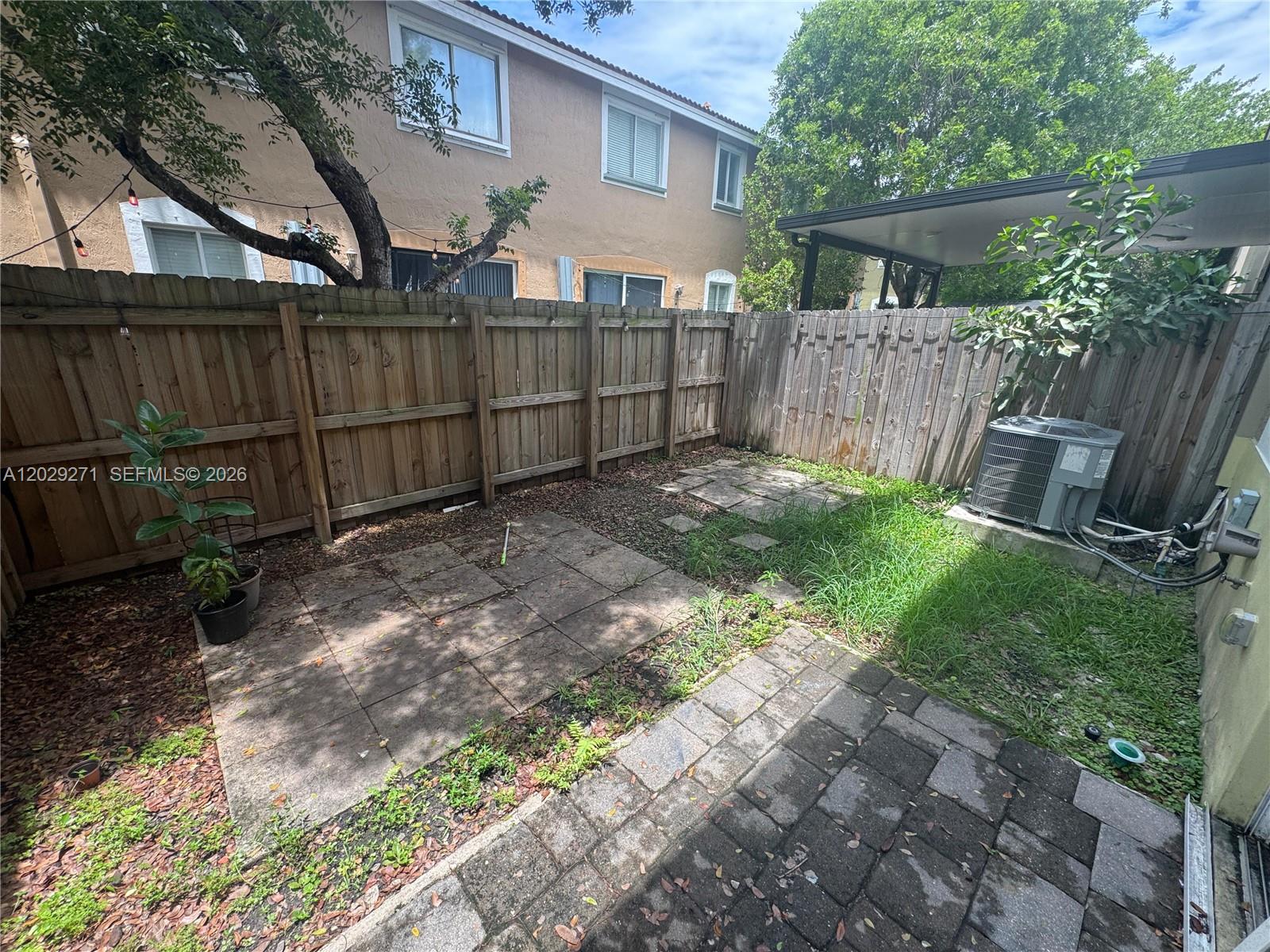 1048 SE 23rd Ter, Homestead FL 33035