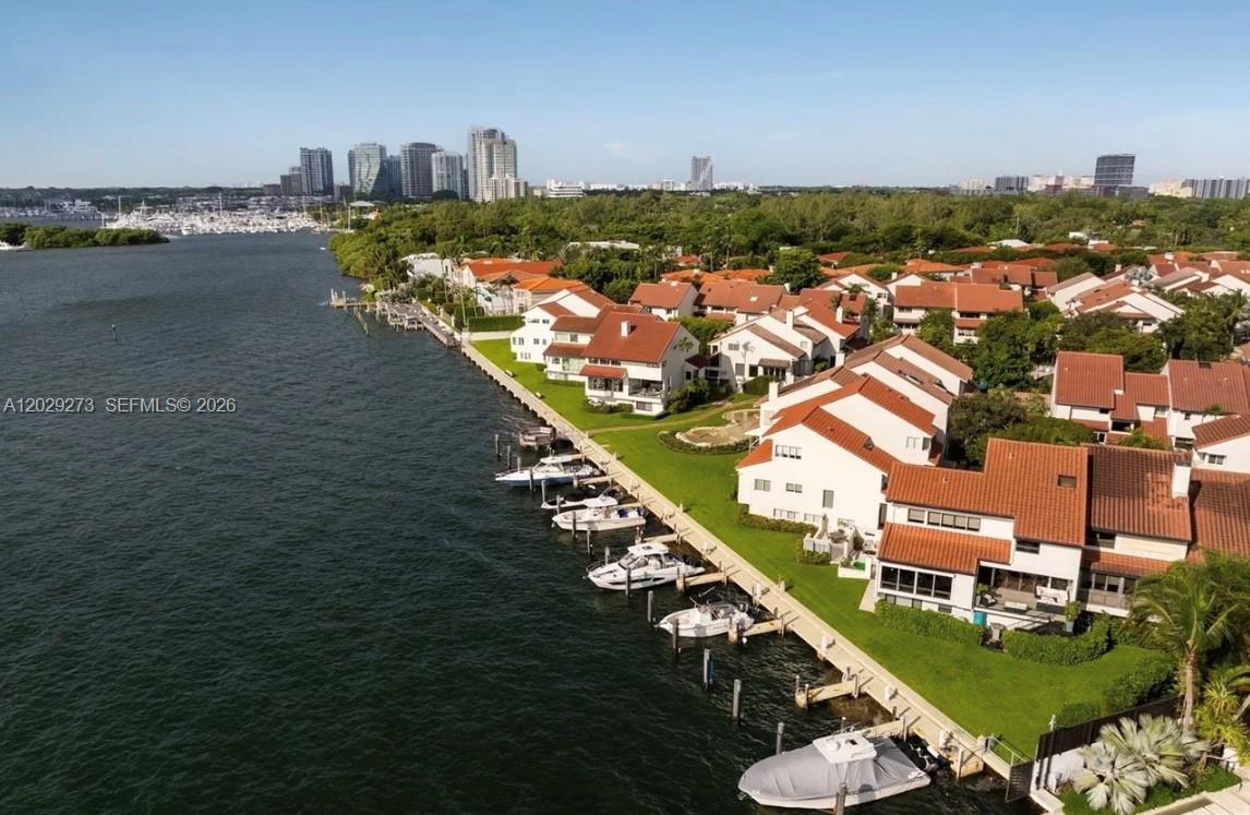2000 S Bayshore Dr #58, Miami FL 33133