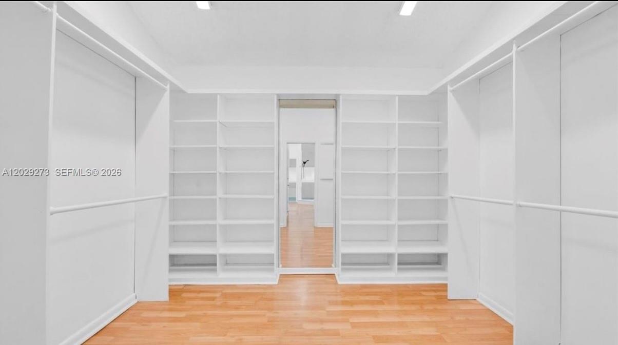 2000 S Bayshore Dr #58, Miami FL 33133