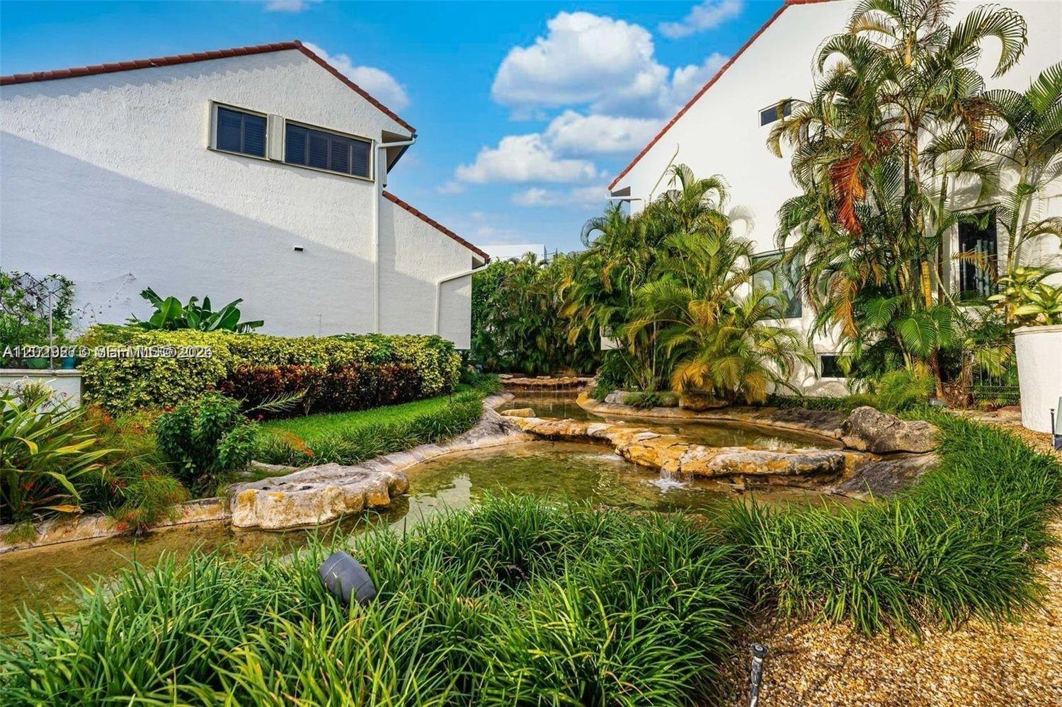 2000 S Bayshore Dr #58, Miami FL 33133