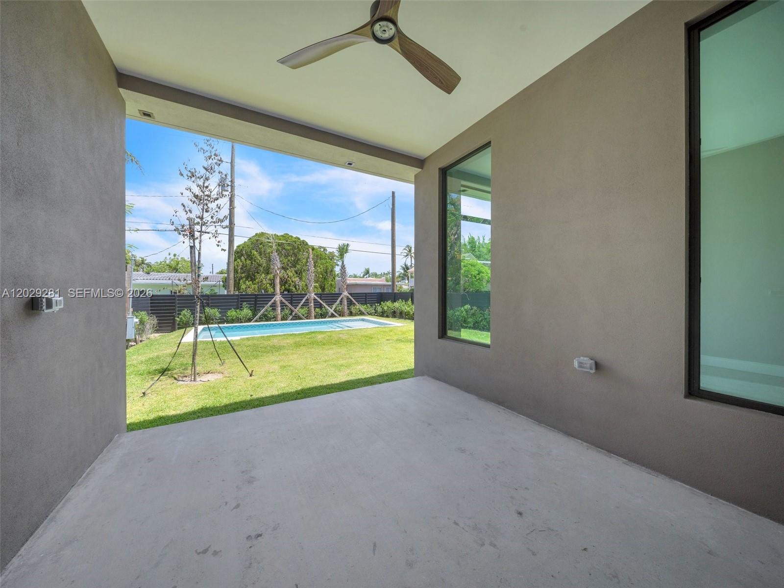 1637 Monroe St, Hollywood FL 33020
