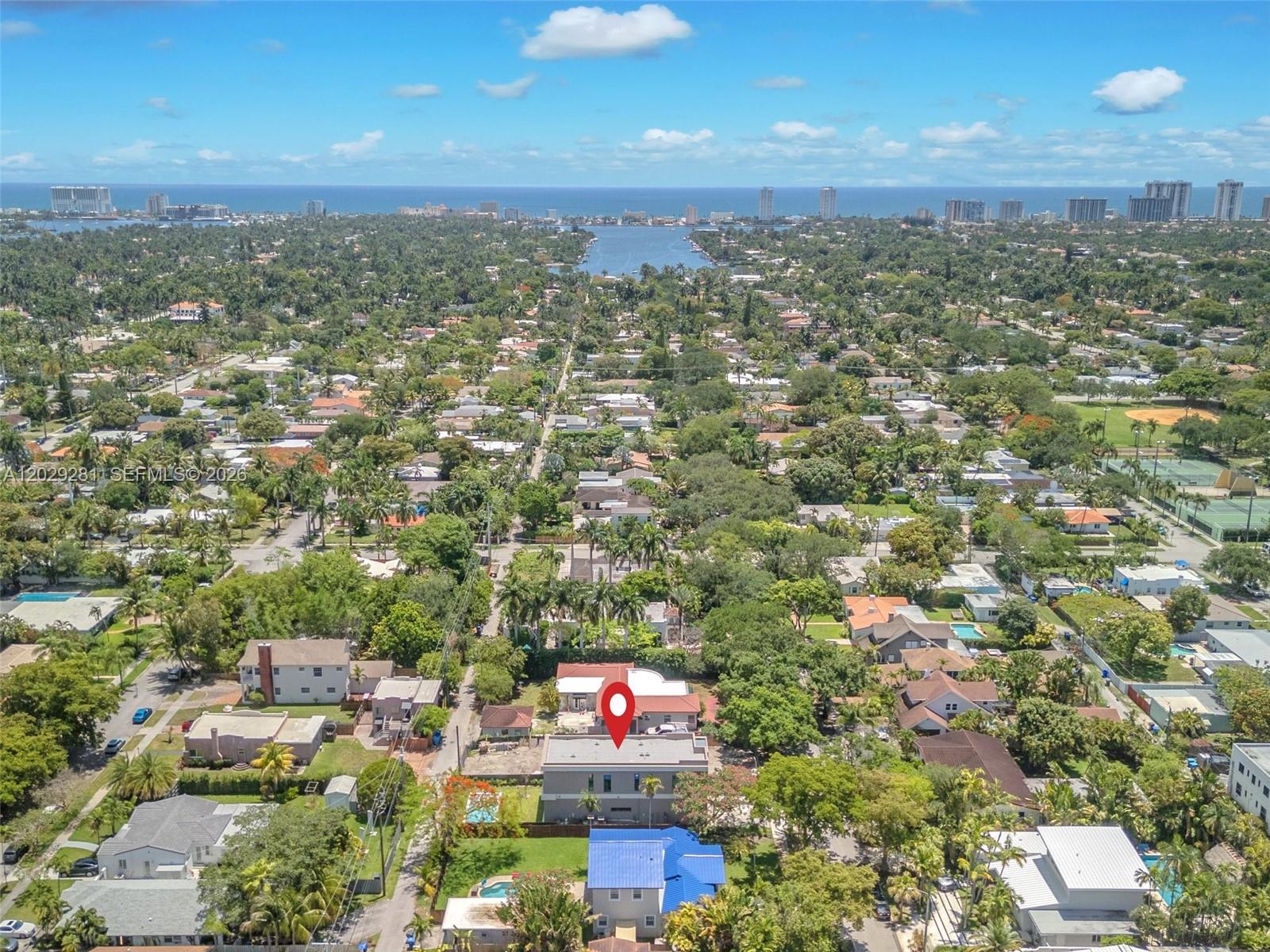1637 Monroe St, Hollywood FL 33020