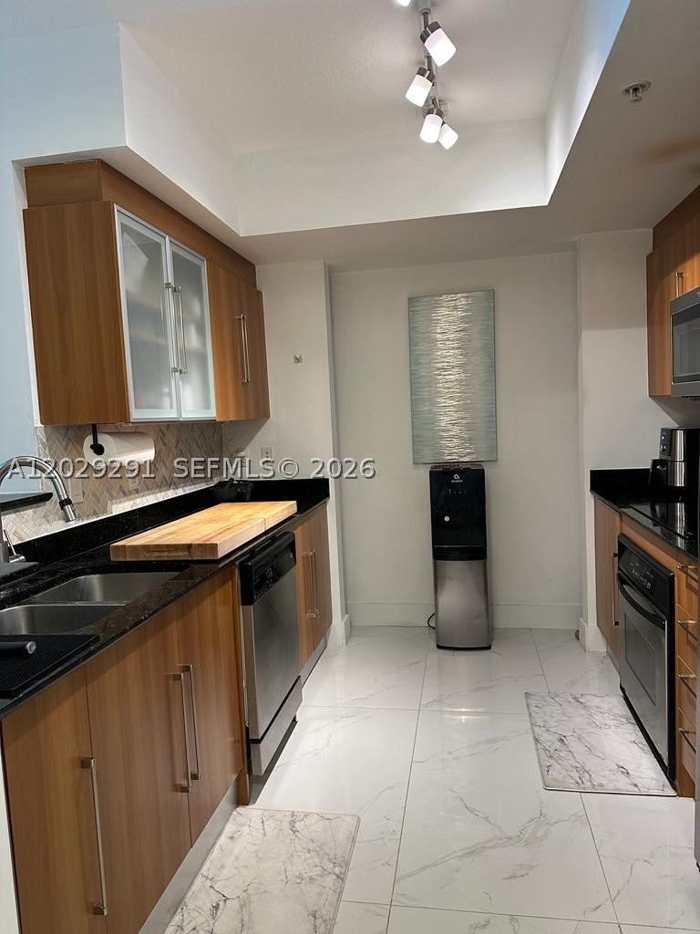 325 S Biscayne Blvd #4119, Miami FL 33131