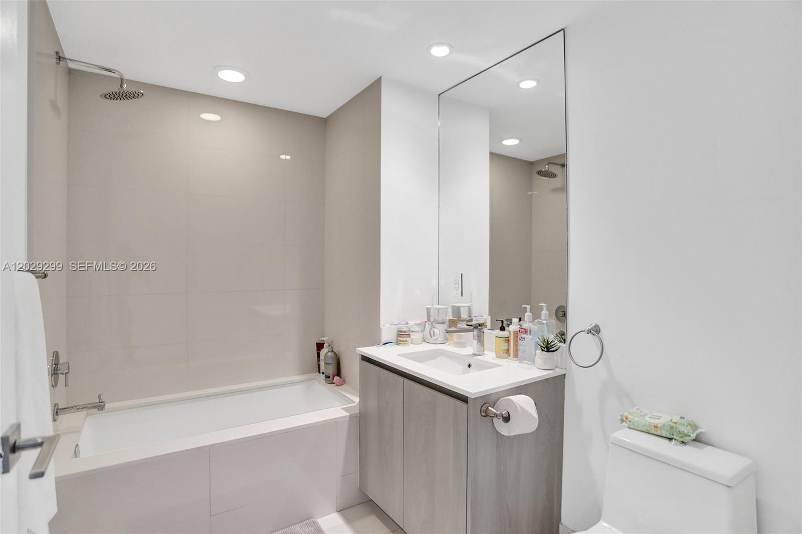3131 NE 7th Ave #304, Miami FL 33137
