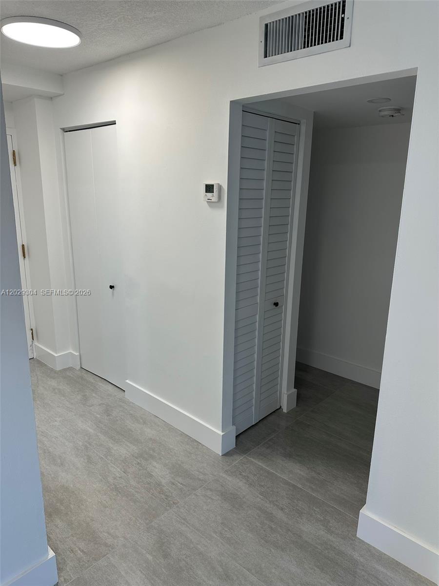 5280 NW 7th St #306, Miami FL 33126