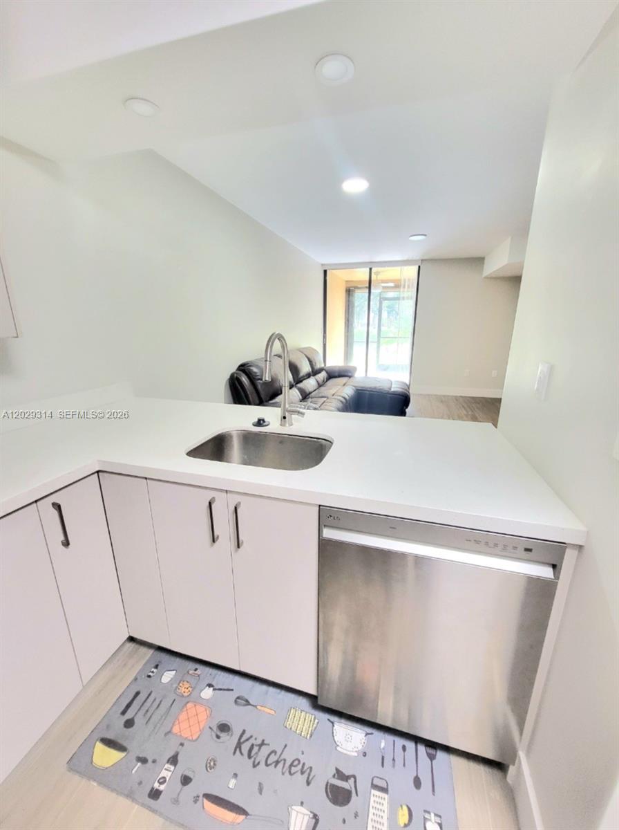 15495 N Miami Lakeway N #105-4, Miami Lakes FL 33014