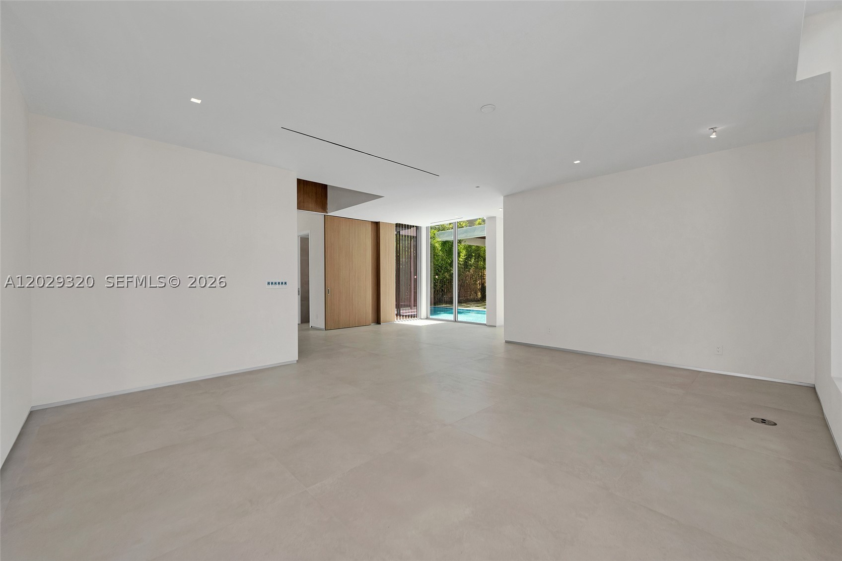 2100 S Miami Ave, Miami FL 33129